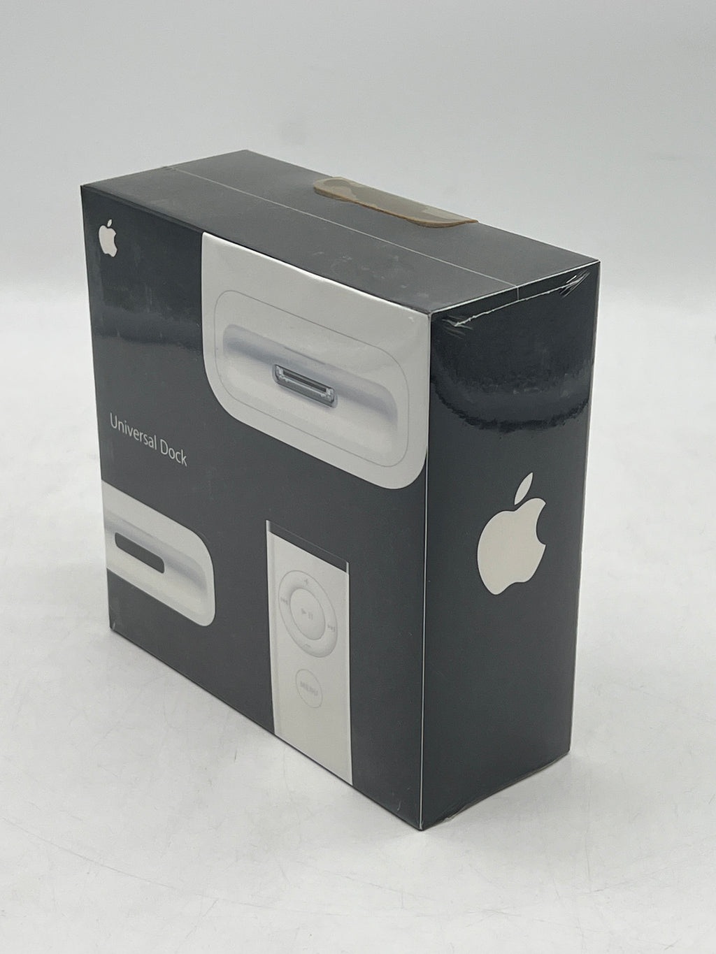 Apple Universal Dock for iPod/iPhone MB125G/A White NIB with Remote Control