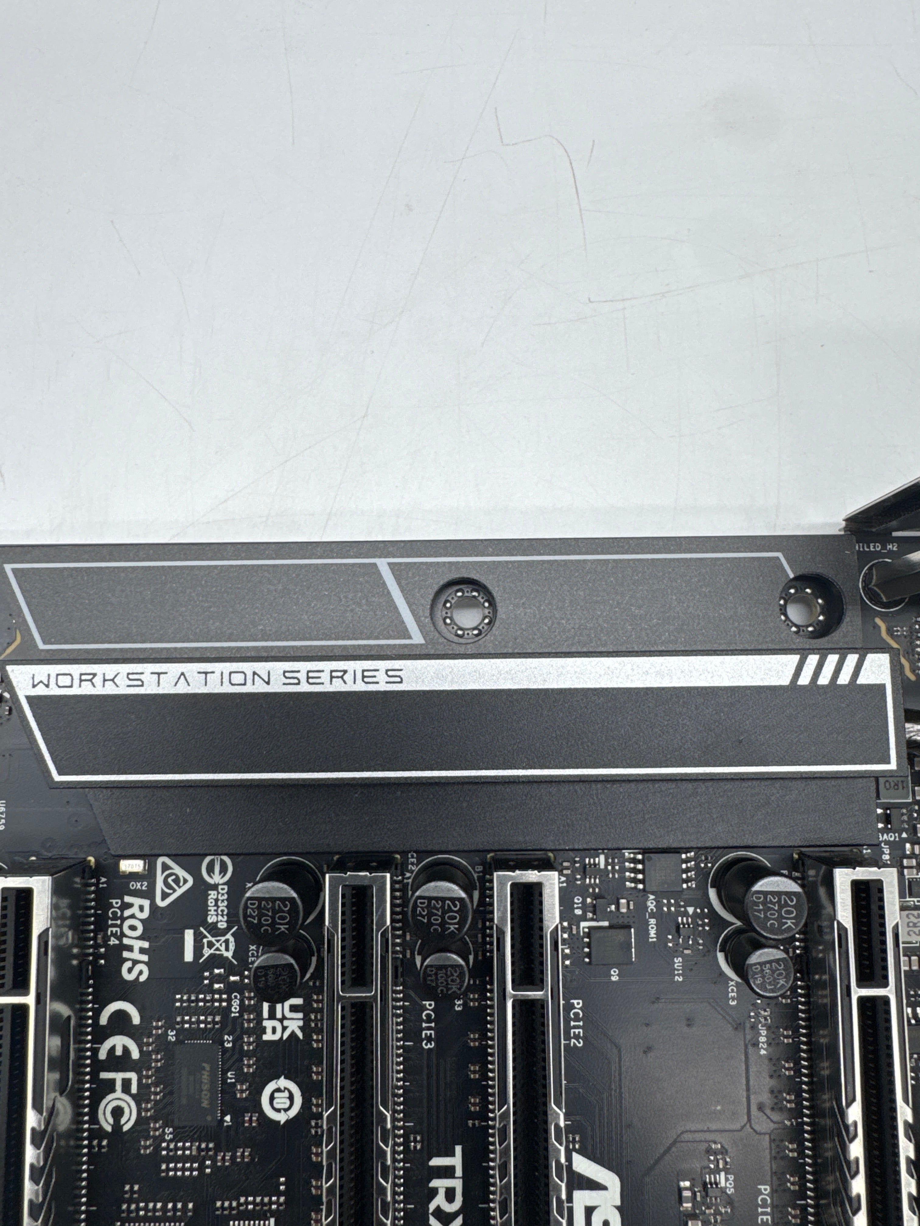 ASRock Pro WS TRX50-SAGE WiFi A + AMD Ryzen Threadripper 7970X Bundle