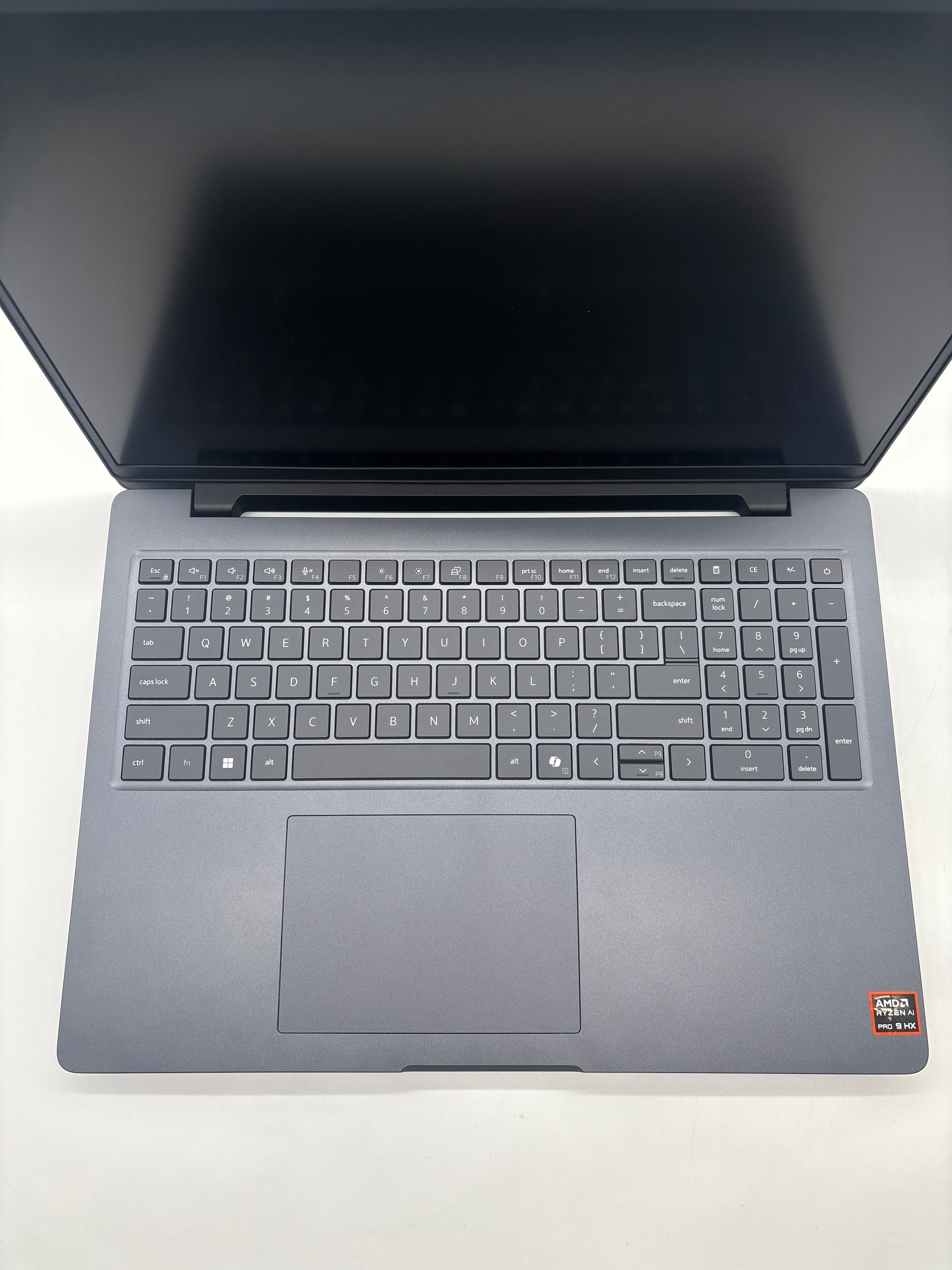 Dell Pro Max 16 Ryzen AI 9 HX Pro 370 32GB RAM 512GB SSD RTX PRO 1000 - New In Box