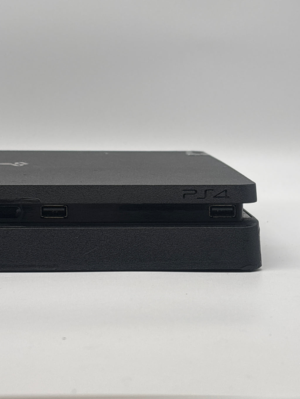 Sony PlayStation 4 Slim CUH-2215B 1TB Console Black Used