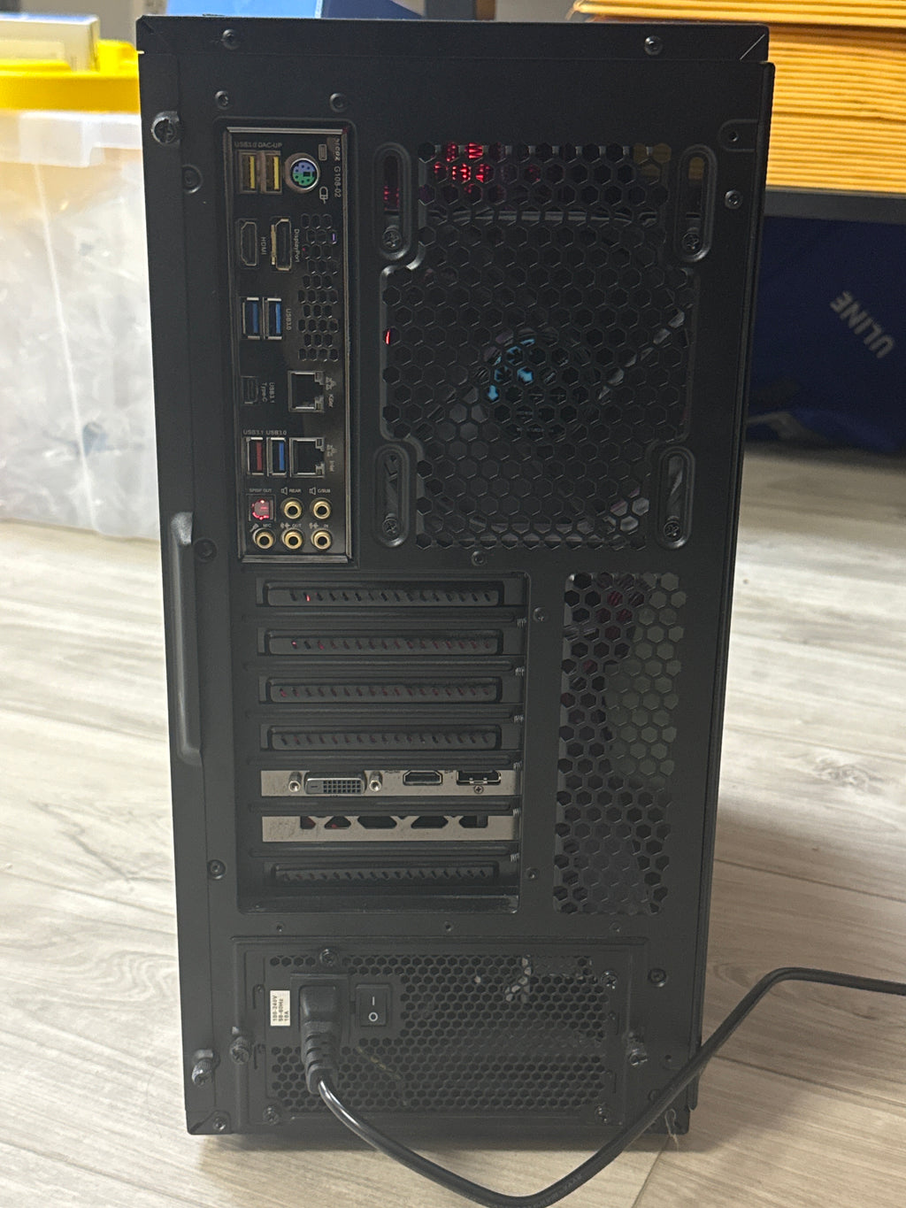 Fractal design Intel i7-8700K Gaming PC RTX 2060, 16GB RAM 512GB SSD + 256GB SSD