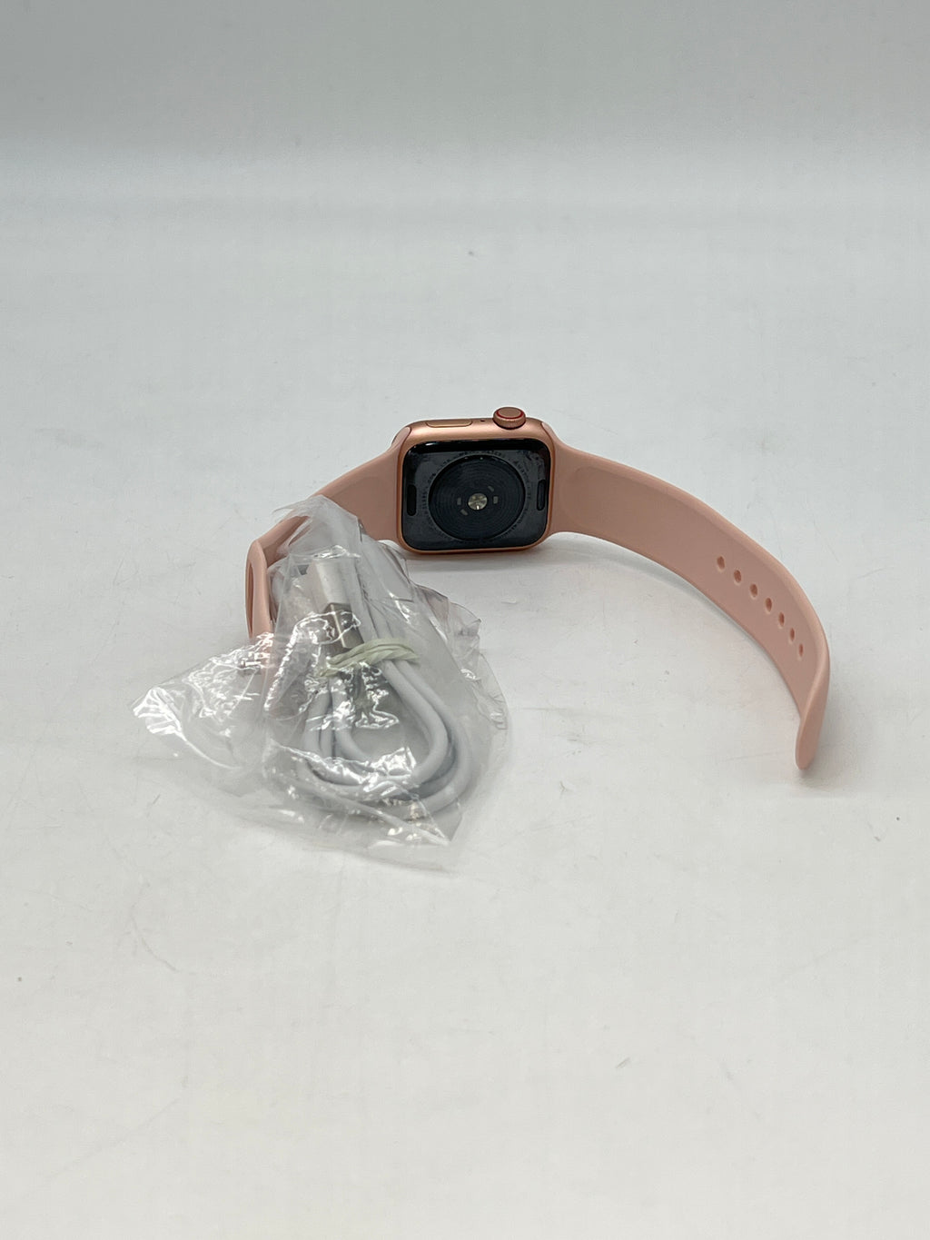 Apple Watch SE 1st Gen A2353 Cellular 40mm Pink - Used