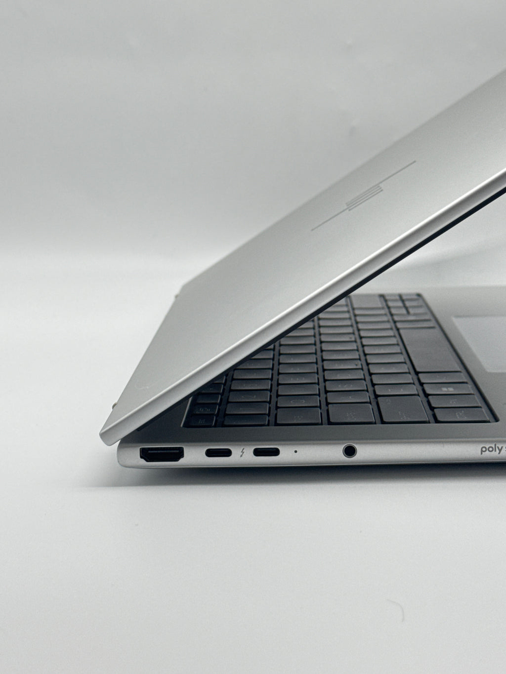 HP EliteBook 8 G1i 14" Intel Ultra 5 235U 32GB RAM 1TB SSD Silver - Remotely Managed