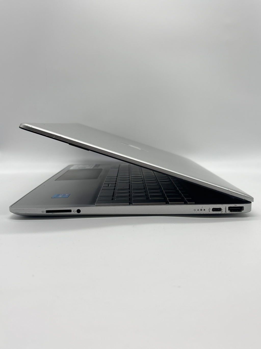 HP 15-DY2702DX i3-1115G4 8GB RAM 256GB SSD