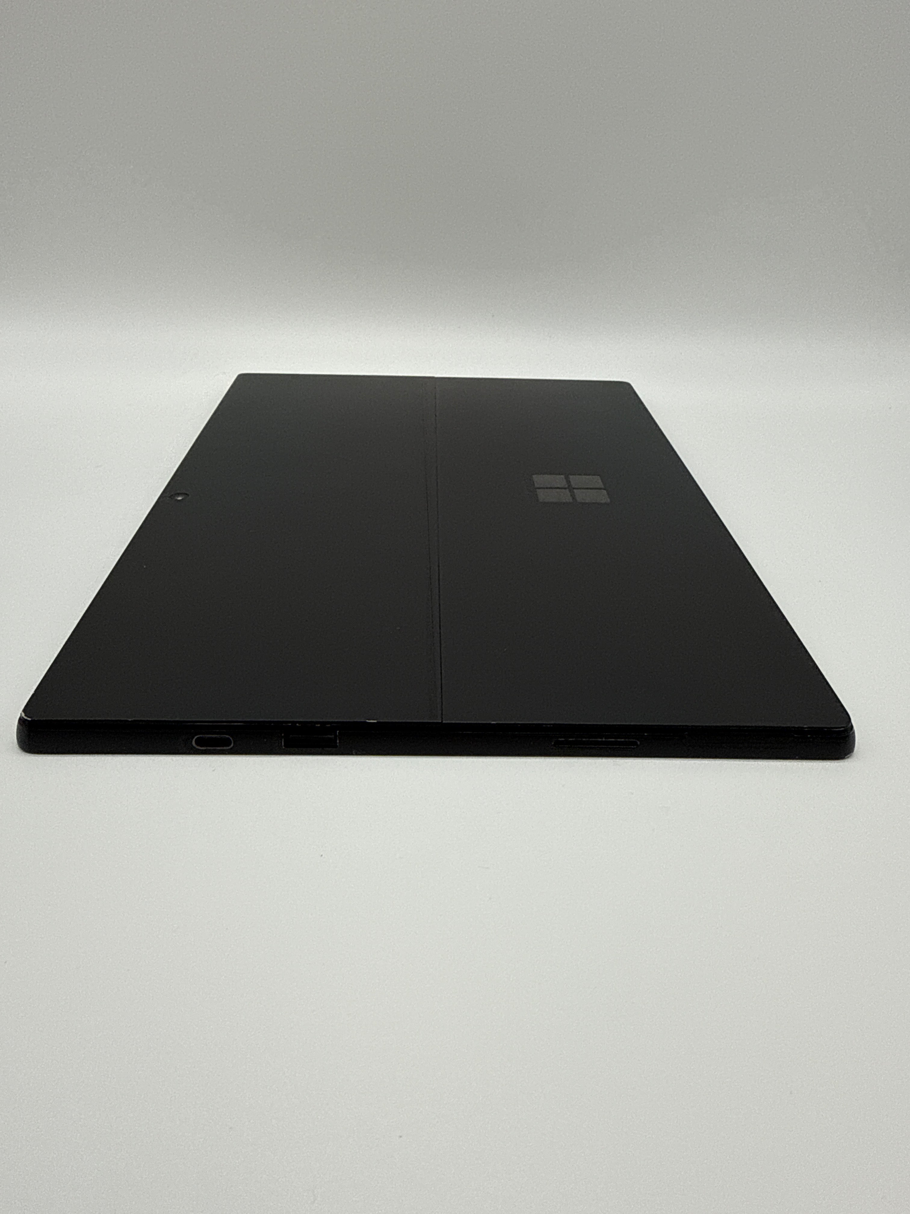 Microsoft Surface Pro 7 12.3" i7 16GB RAM 256GB SSD Black Used with Charger