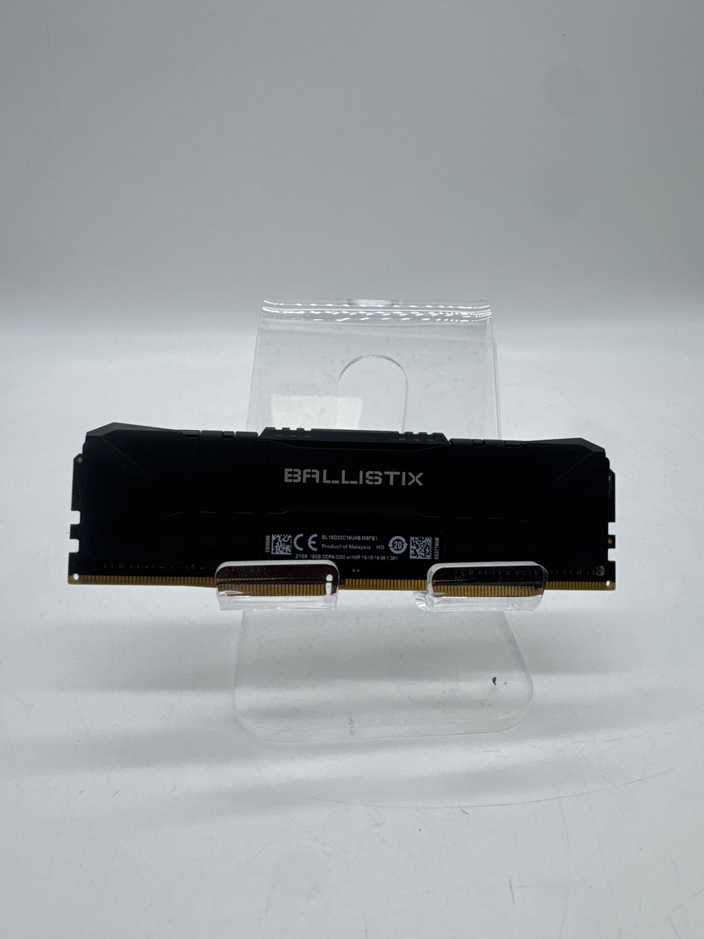Ballistix 16GB DDR4-3200 DIMM RAM - Used