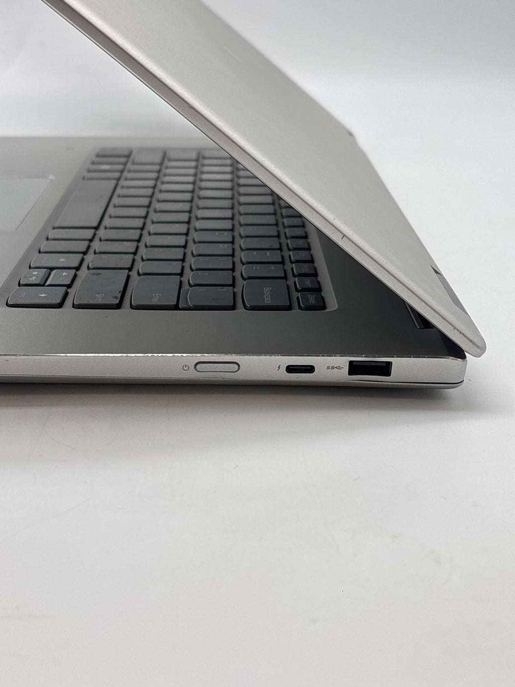 Lenovo Yoga 720-15IKB i7-7700HQ 16GB RAM 512GB SSD GTX 1050 - Used