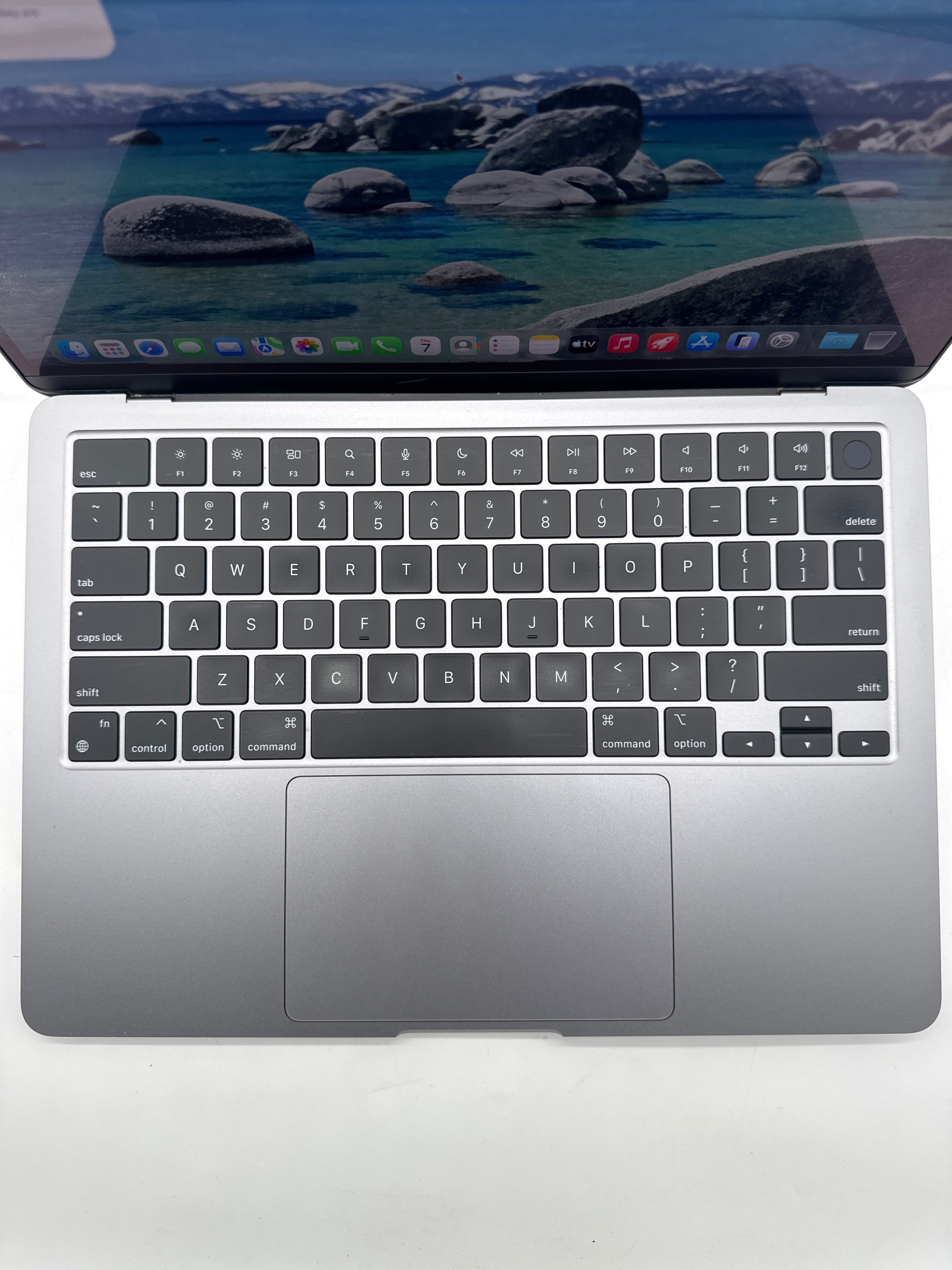 Apple MacBook Air 13" 2022 A2681 M2 8GB RAM 512GB SSD