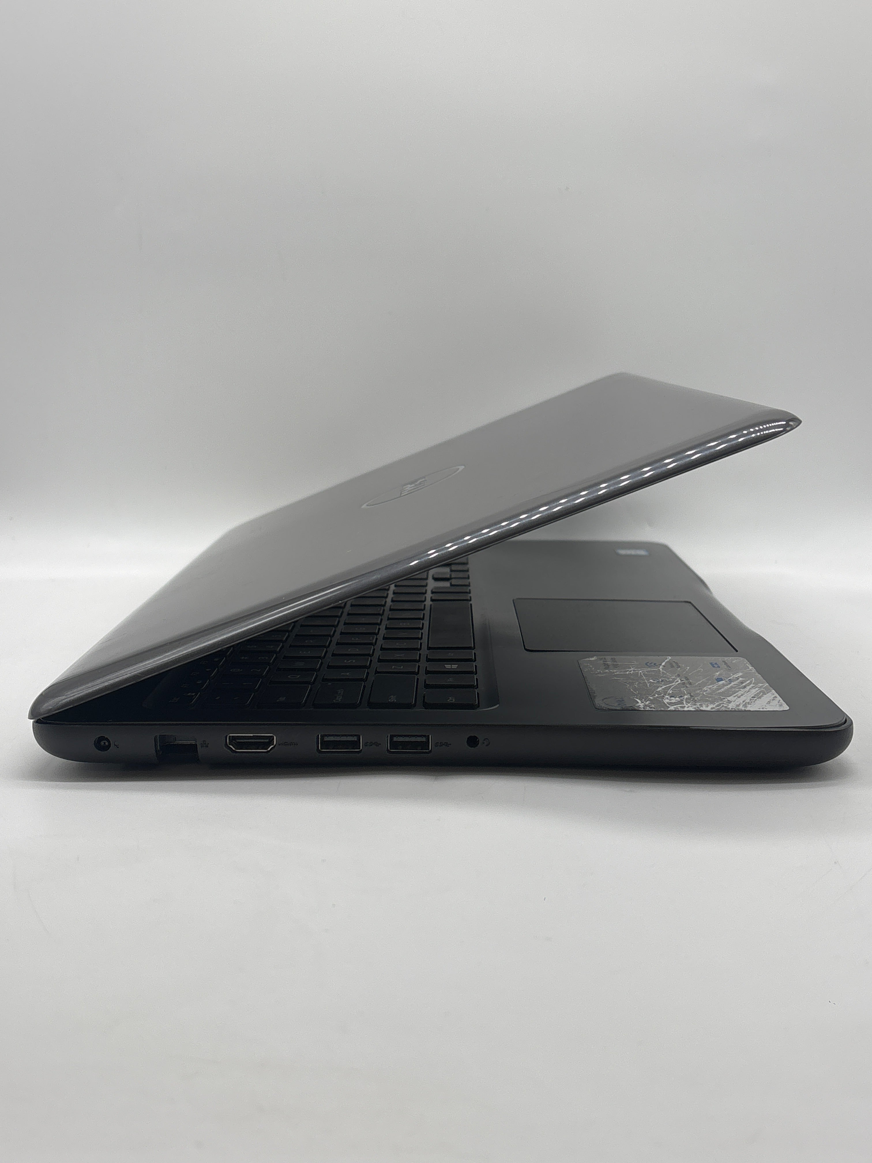 Dell Inspiron 15 5567 i5-7200U 12GB RAM 1TB HDD - Bad HDD