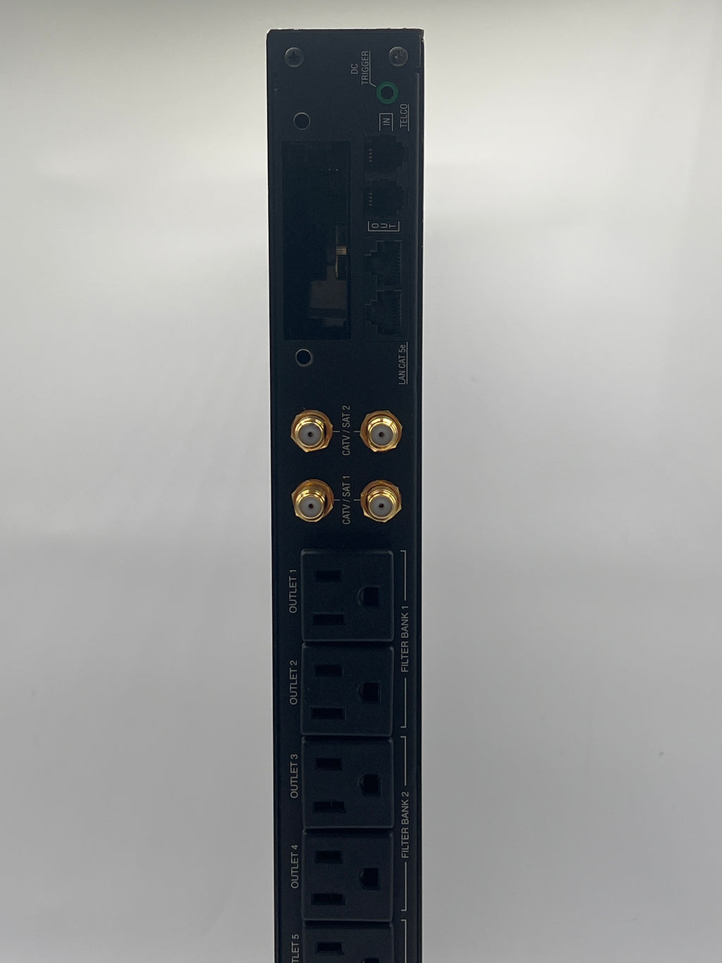 Panamax M4315-Pro 9 Outlet Power Conditioner Surge Protector - Used