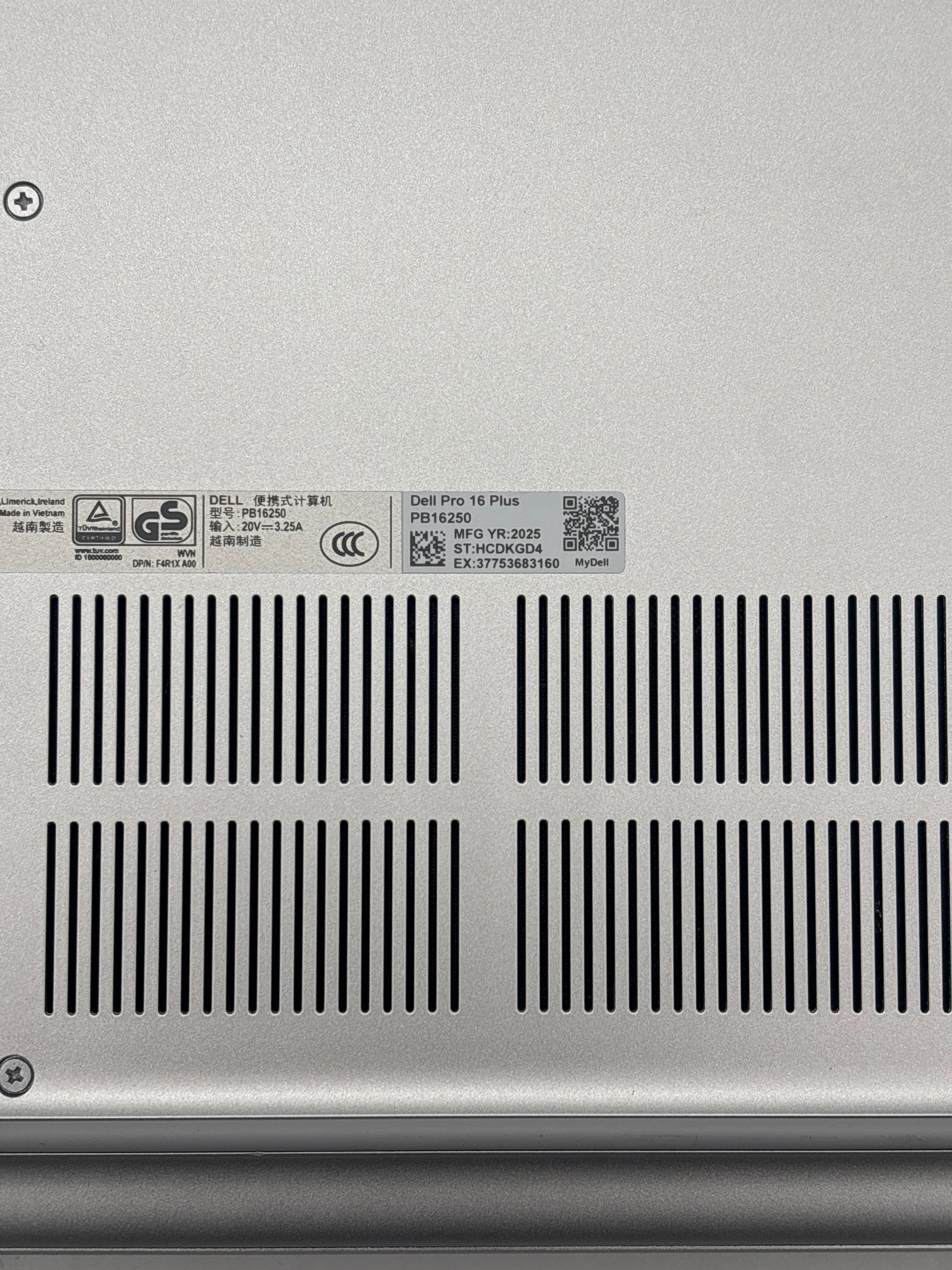 Dell Pro 16 Plus PB16250 16" Intel Ultra 7 512GB SSD 32GB RAM Laptop - Silver