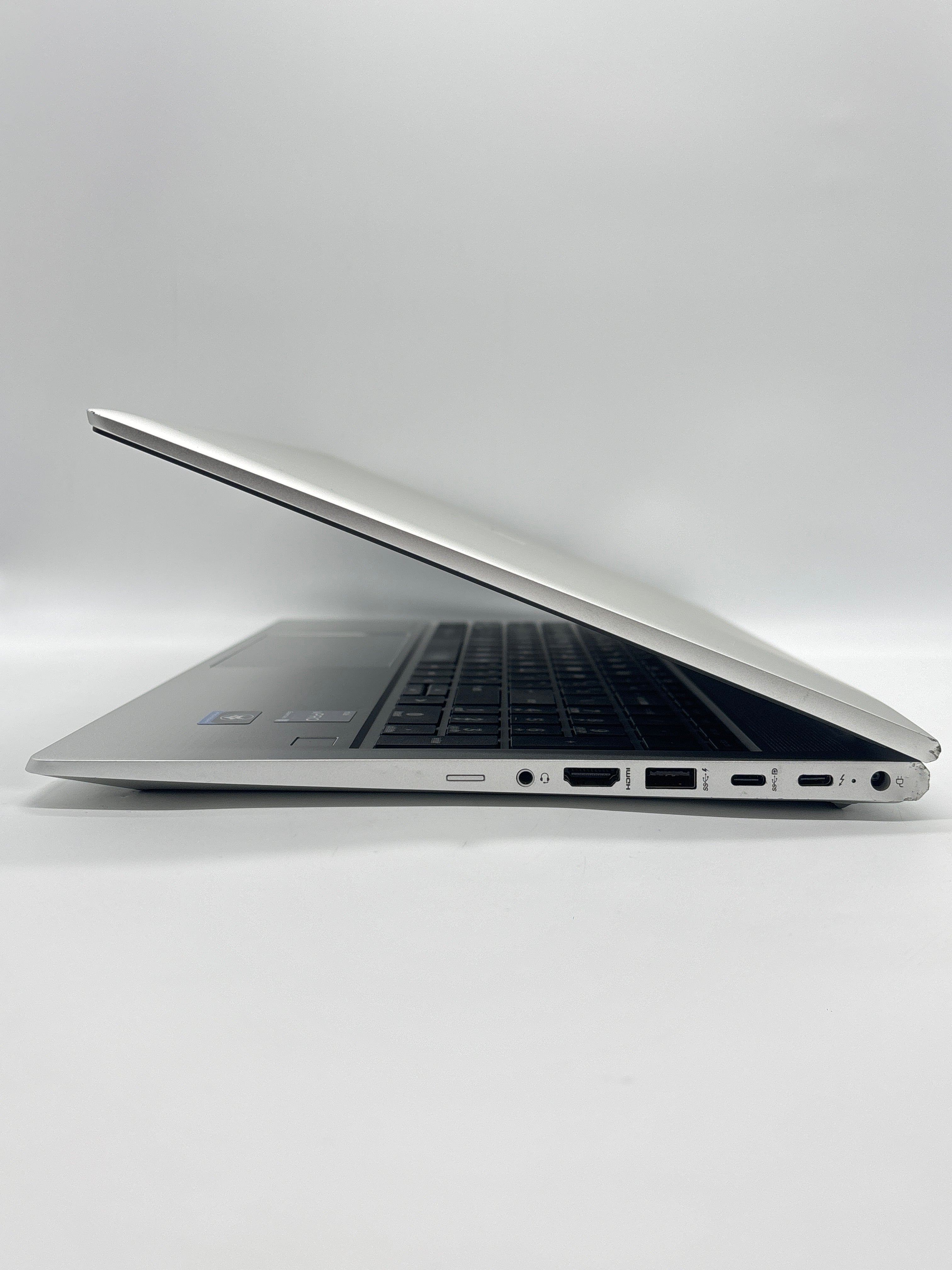 HP EliteBook 650 G10 i5-1335U 8GB RAM 256GB SSD - Used (Bent Hinge)