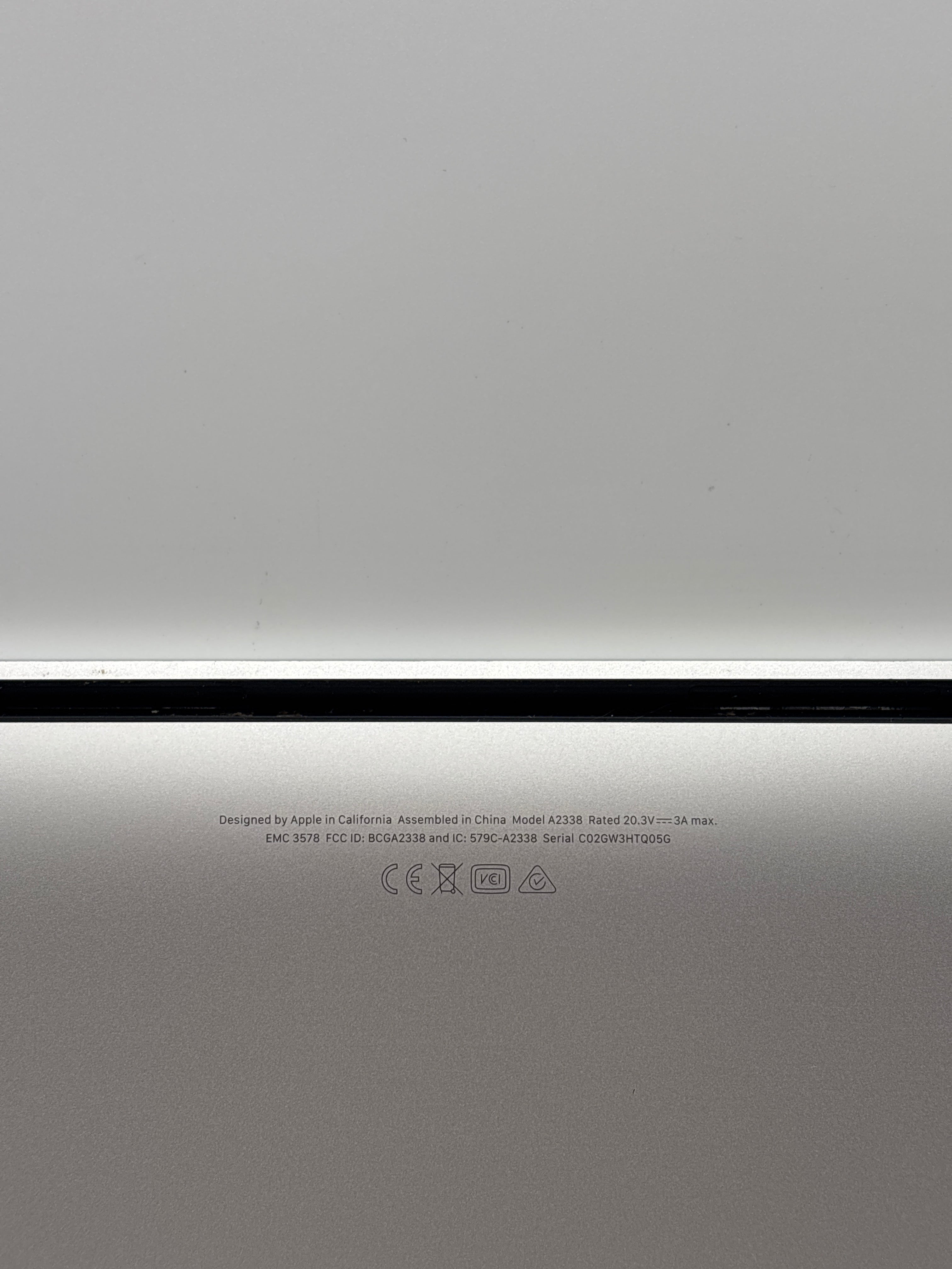 Apple MacBook Pro 13" A2338 M1 8GB RAM 256GB SSD