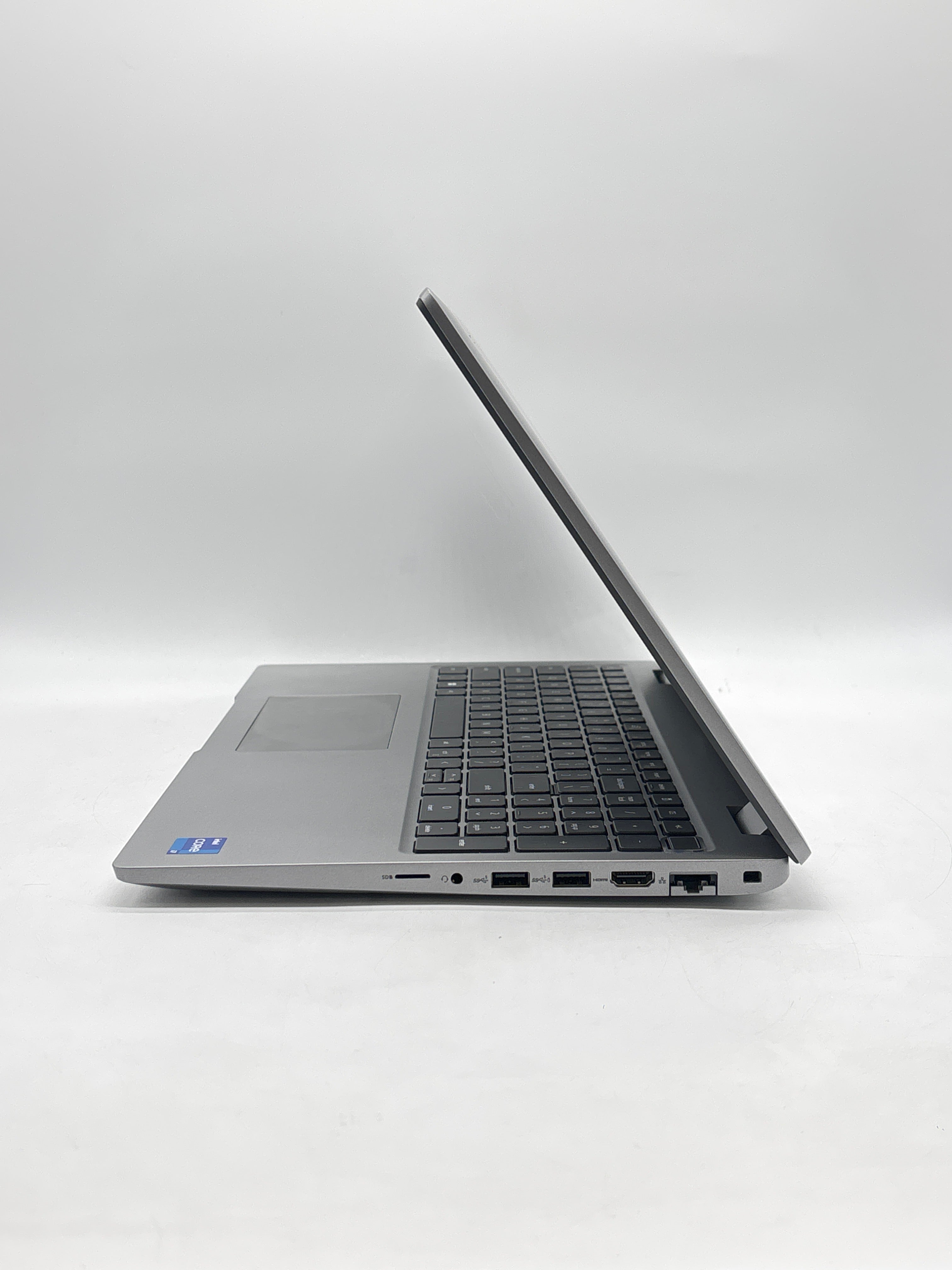Dell Latitude 5540 15.6" i7-1355U 16GB RAM 512GB SSD Gray - Used