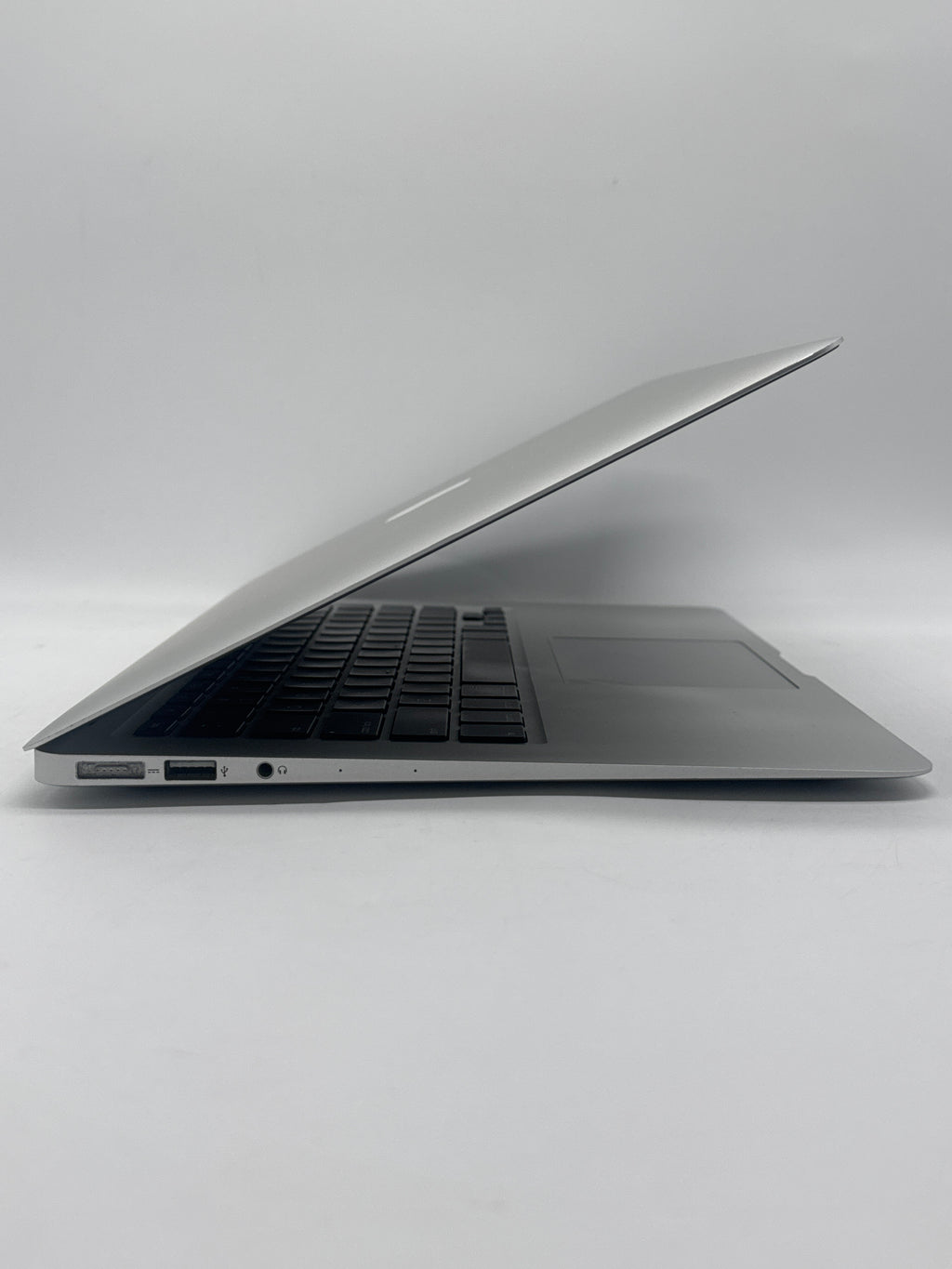 Apple MacBook Air 13" A1466 2017 i5 8GB RAM 128GB SSD Silver No OS