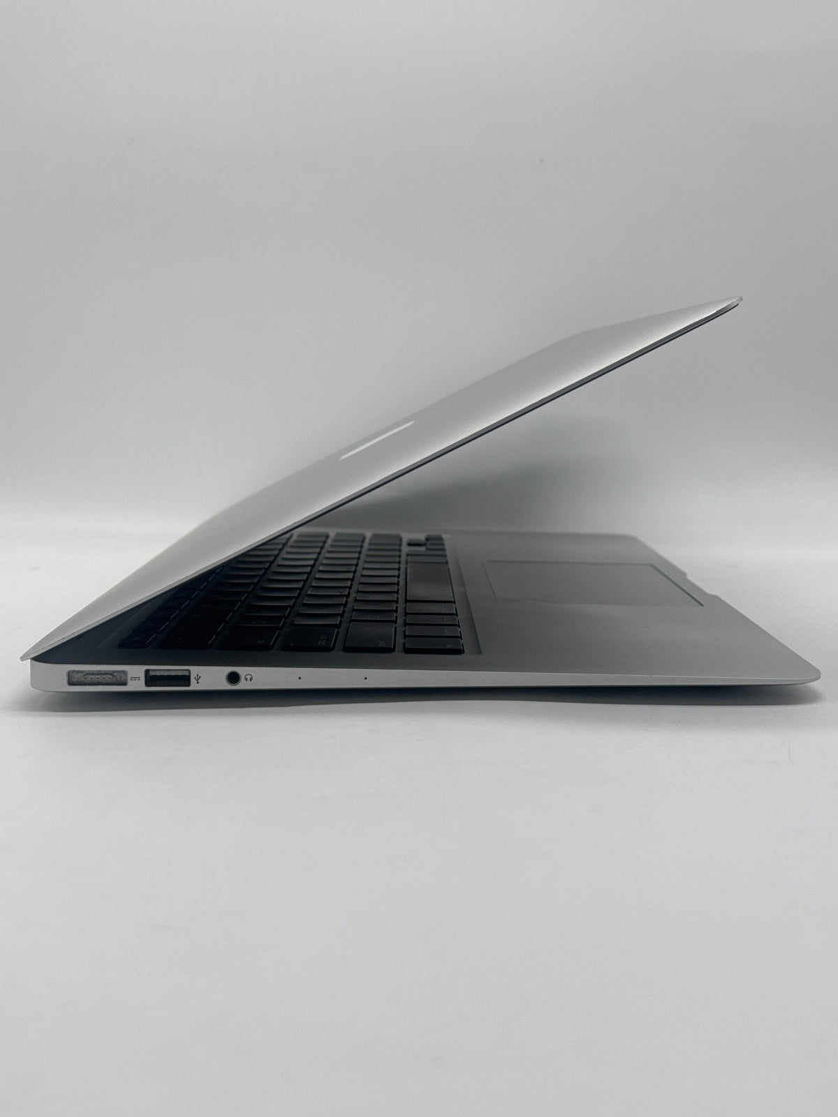 Apple MacBook Air 13" A1466 2017 i5 8GB RAM 128GB SSD Silver No OS
