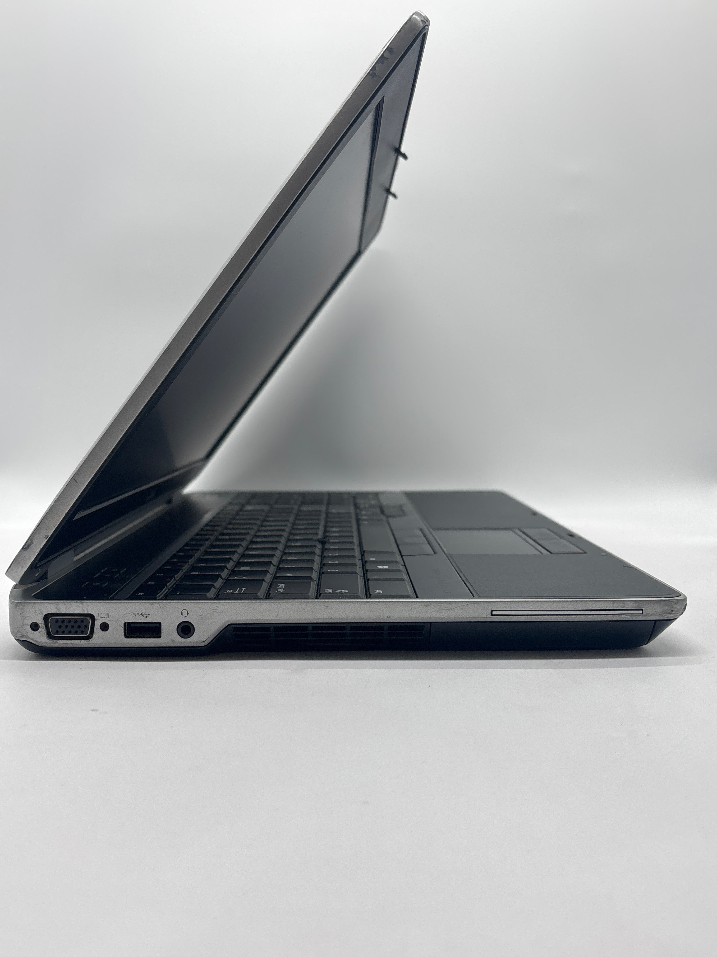 Dell Latitude E6530 i5-3340MCPU 8GB RAM 500GB HDD - For Parts (Bad Display)