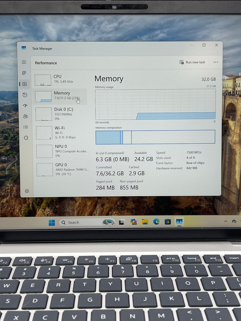 Dell 14 Pro Plus  PB14255 AMD Ryzen 5 Pro 32GB RAM 256GB SSD
