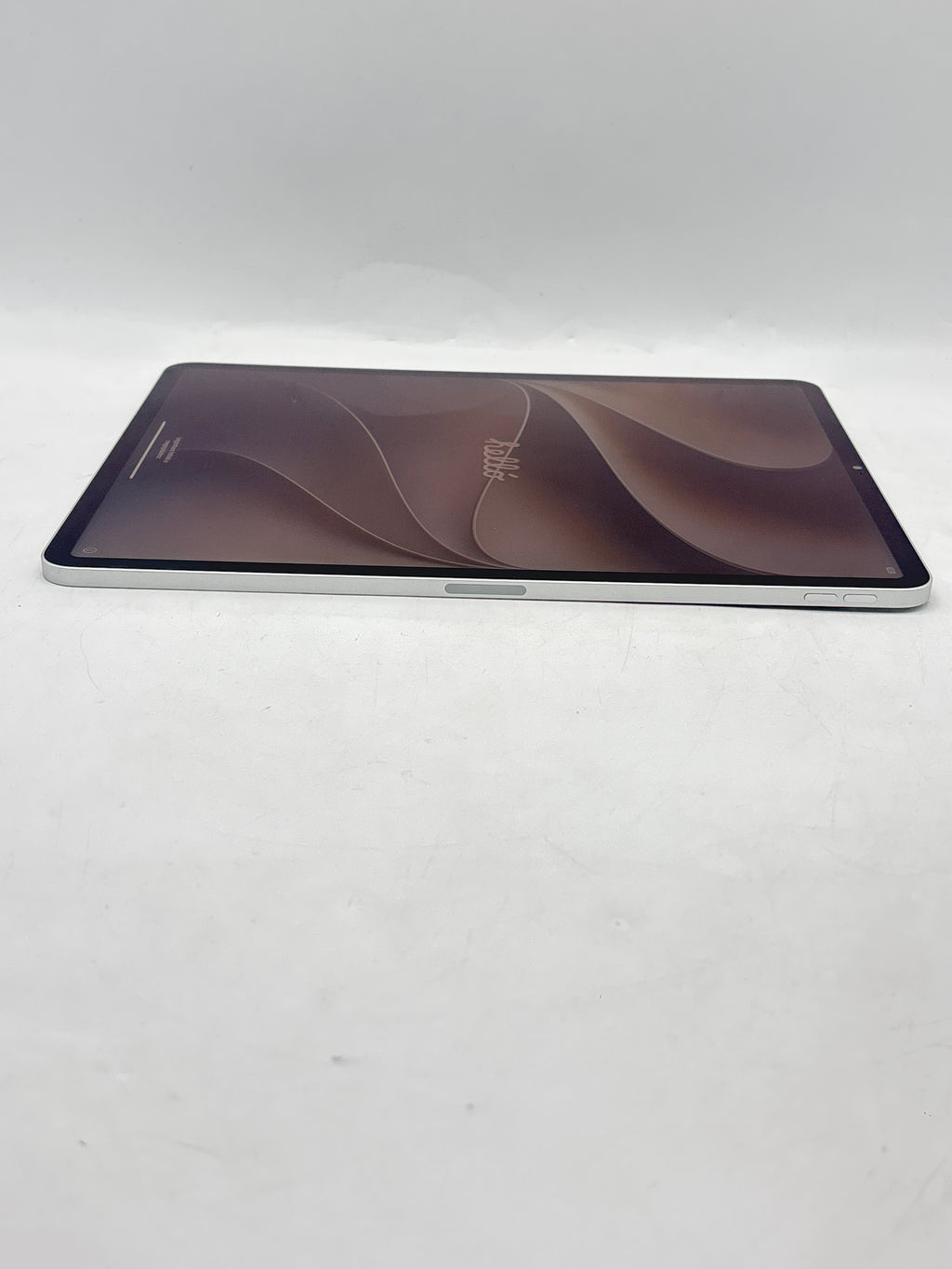 Apple iPad Pro 12.9 6th Gen A2436 128GB Wi-Fi Only Silver READ