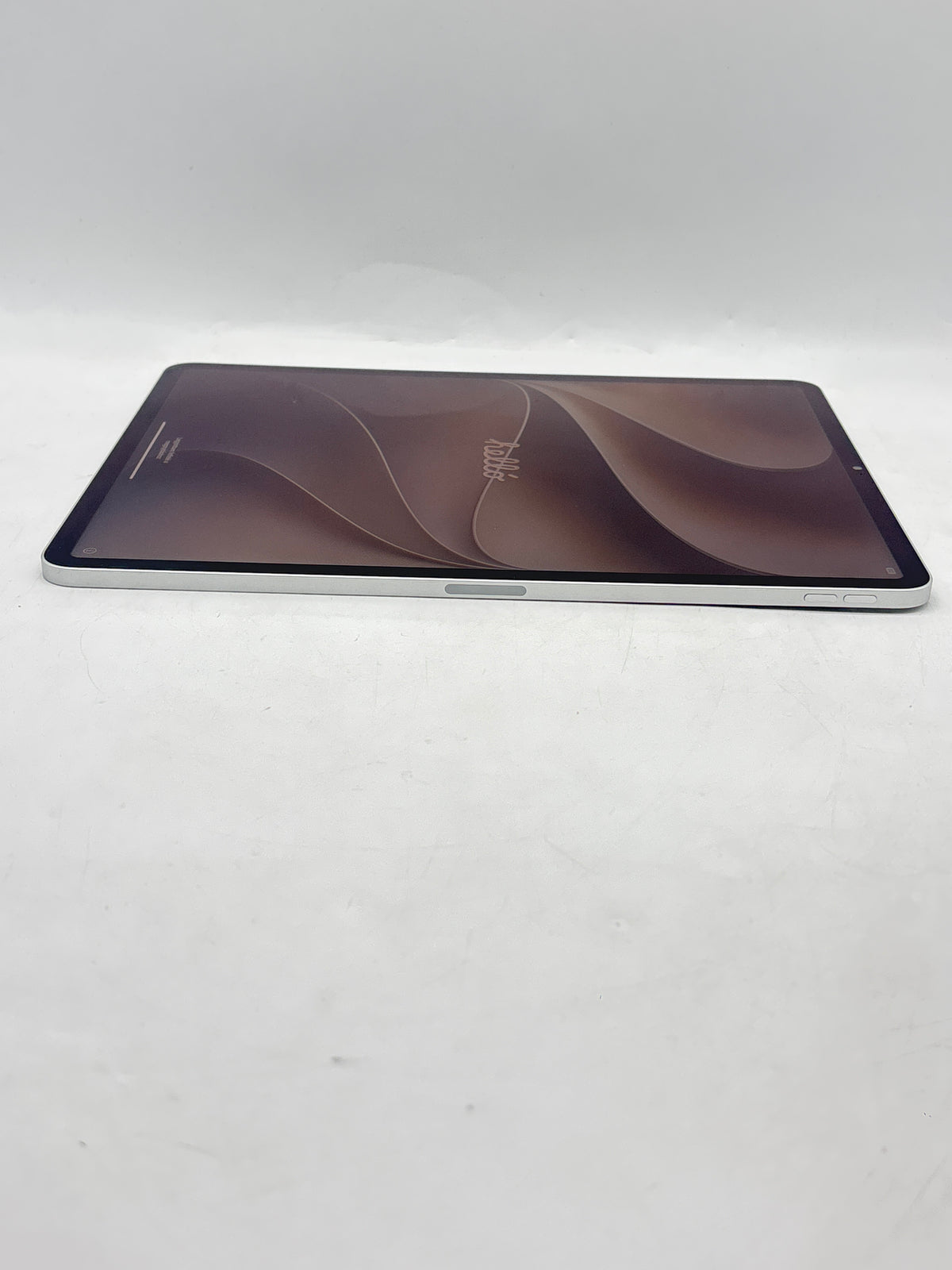 Apple iPad Pro 12.9 6th Gen A2436 128GB Wi-Fi Only Silver READ