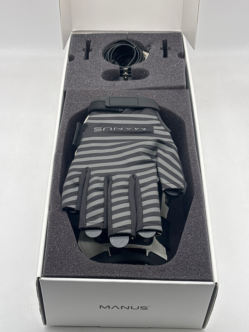 Manus Prime II Gloves Motion Capture VR Controllers M/L size - Used With Box