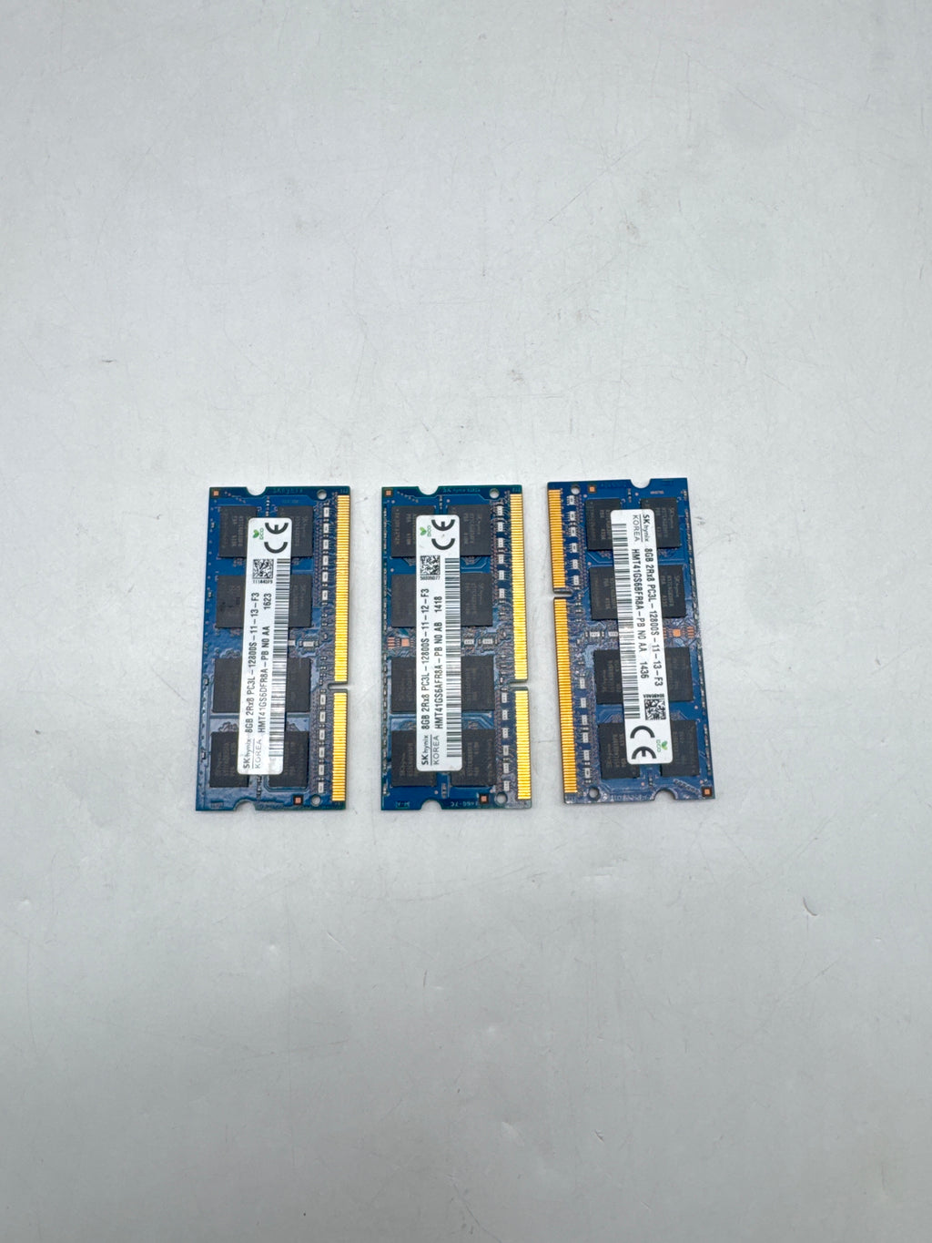 SK Hynix 8GB 2Rx8 PC3L-12800S DDR3L Laptop RAM Lot of 3 24GB Total - Used