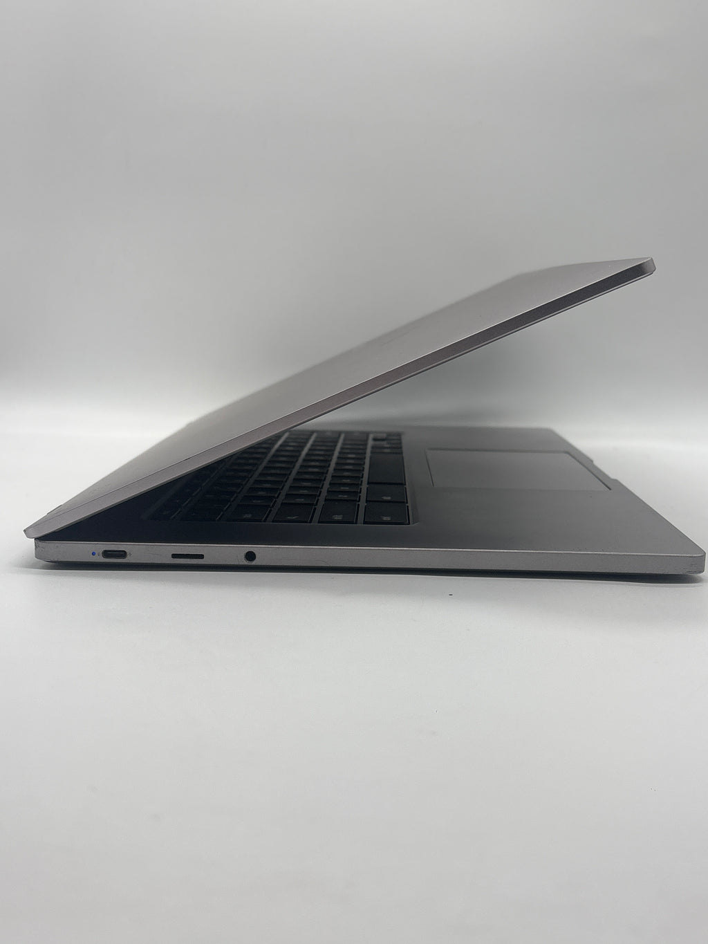 Samsung Chromebook xe350xba 15.6" N4000 4GB Ram 32GB SSD - For Parts (Read DESC)