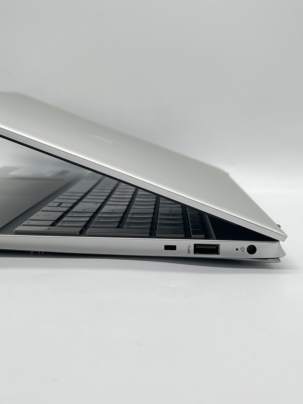 HP Pavilion 15-EG1077NR i7-1195G7 16GB RAM 512GB - Bios Locked/Remotely Managed