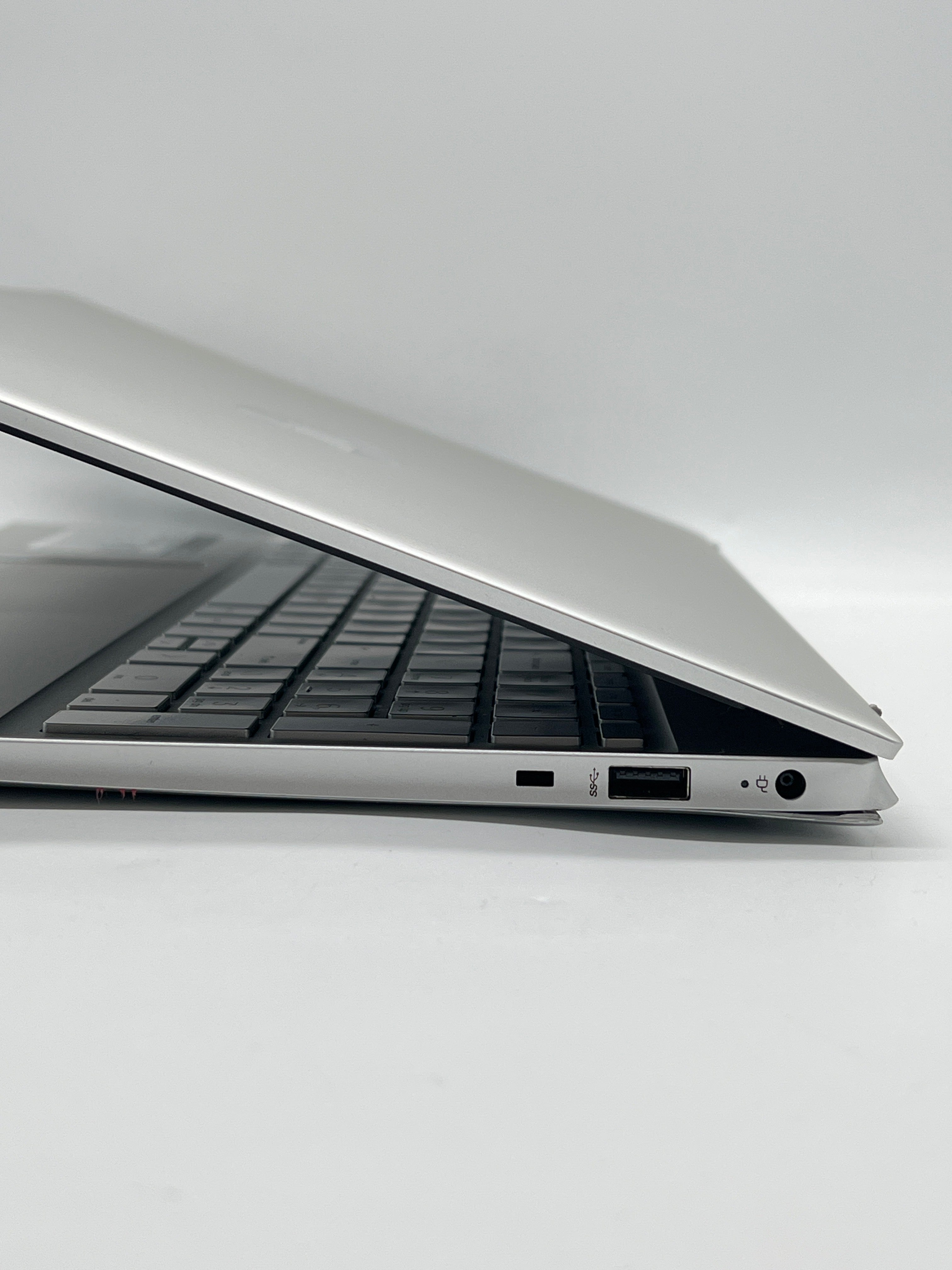 HP Pavilion 15-EG1077NR i7-1195G7 16GB RAM 512GB - Bios Locked/Remotely Managed