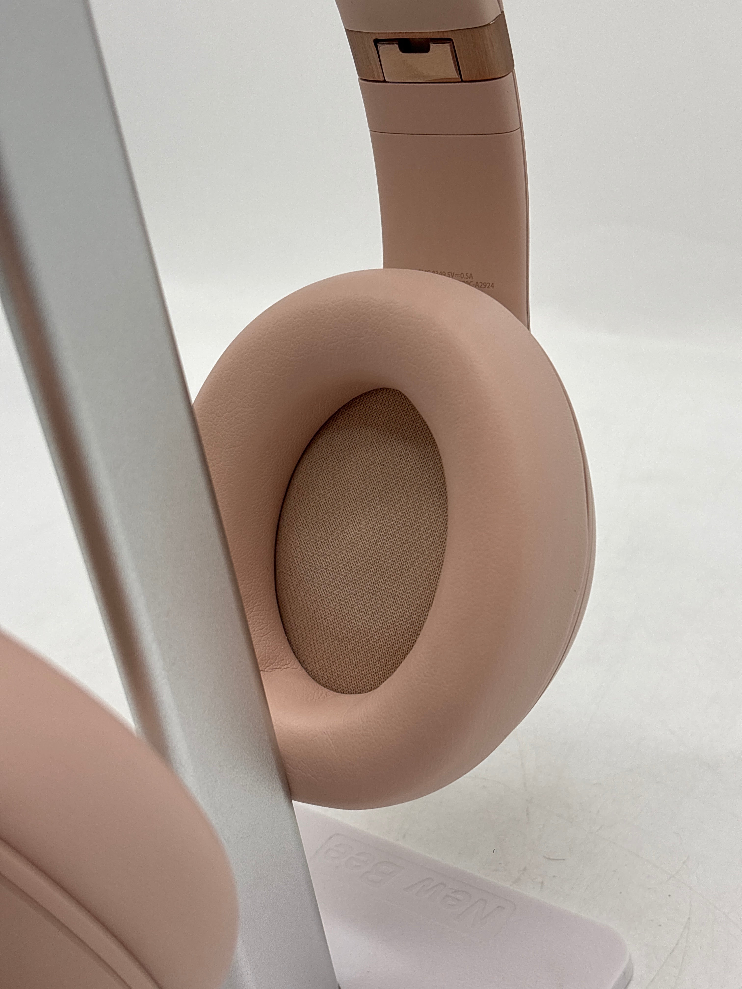 Beats Studio Pro x Kim Kardashian Bluetooth Noise Cancelling Headphones - Used