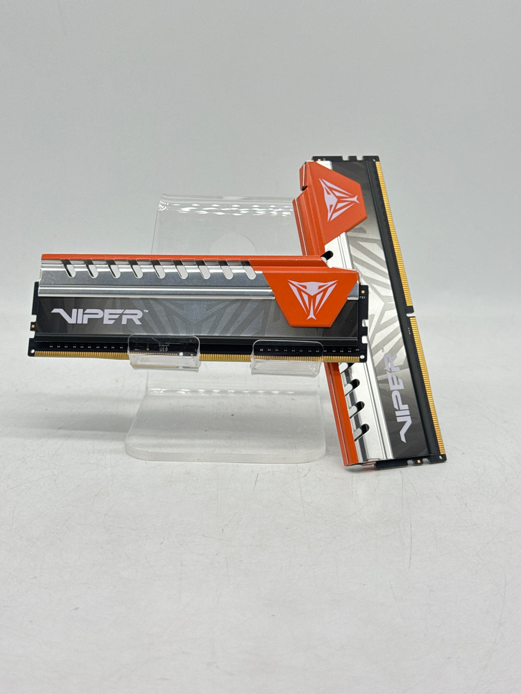 Patriot Viper P48G3006UVEO 16GB (2x8GB) DDR4 3000MHz Desktop RAM - Used