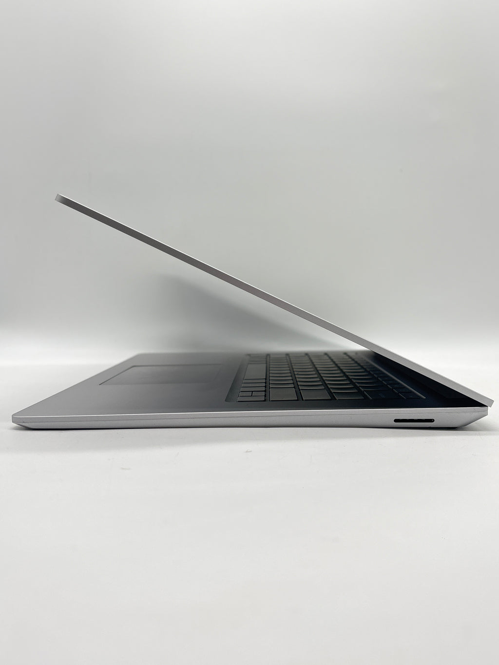 Microsoft Surface Laptop 4 i7-1185G7 8GB RAM 512GB SSD