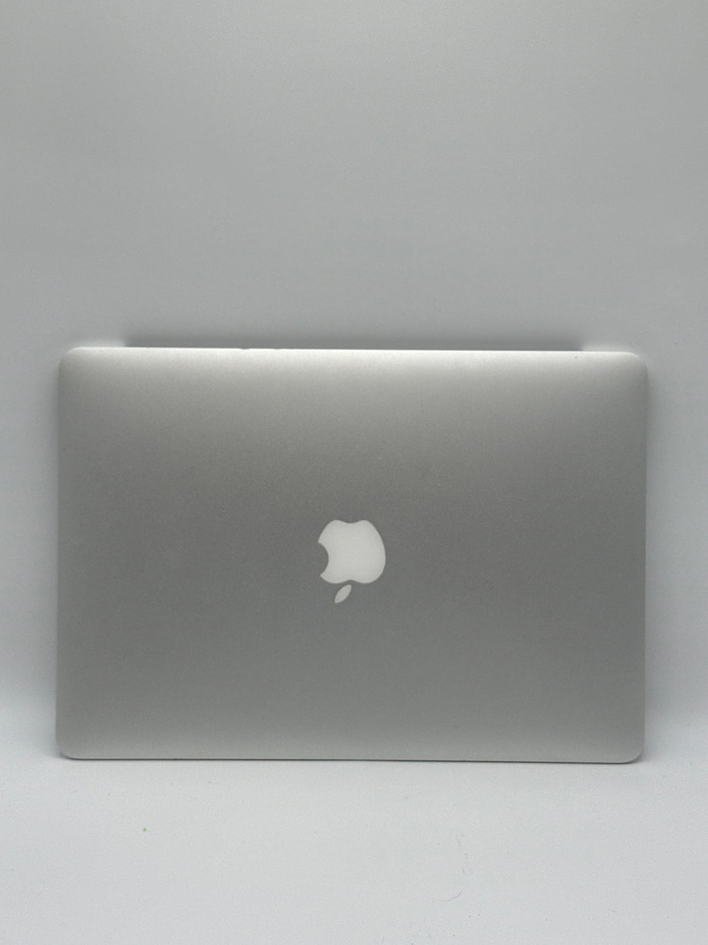 Apple MacBook Air 13" A1466 2017 Intel i5 8GB RAM 128GB SSD Silver