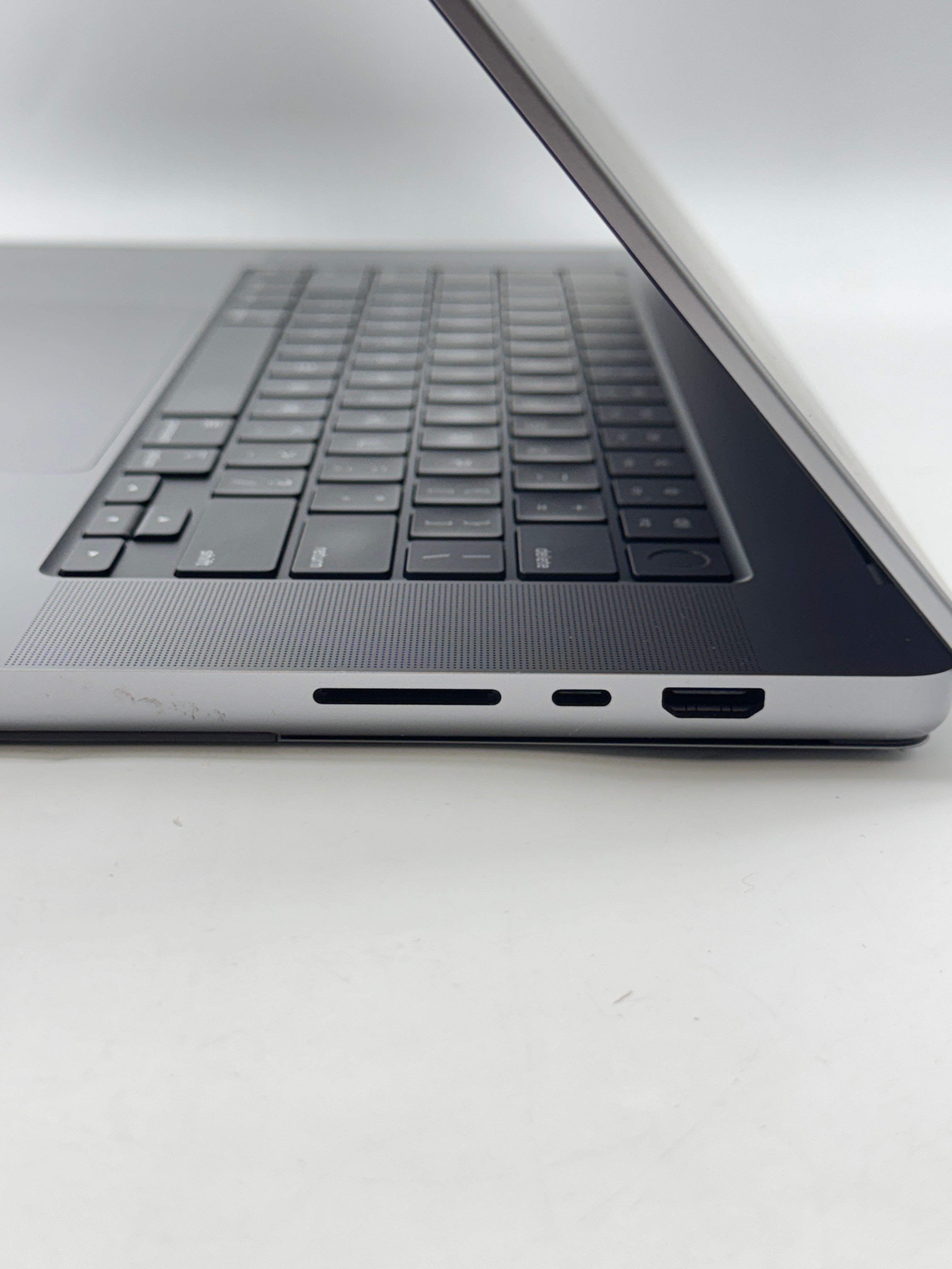 Apple MacBook Pro 16" A2485 M1 Pro 16GB RAM 1TB SSD - For Parts