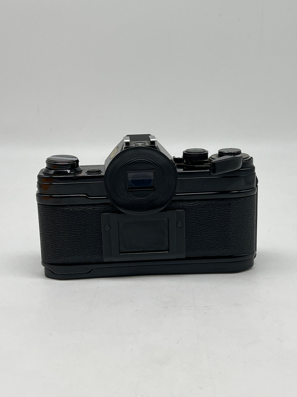 Canon AE-1 Black SLR Camera 35mm W/50mm f/1.8 FD Lens
