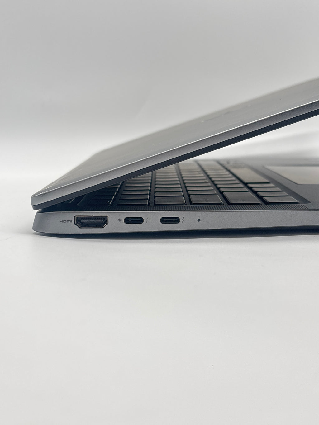 Dell Latitude 7440 i7-1365U 16 GB RAM 256 GB SSD - BIOS Lock/Remotely Managed