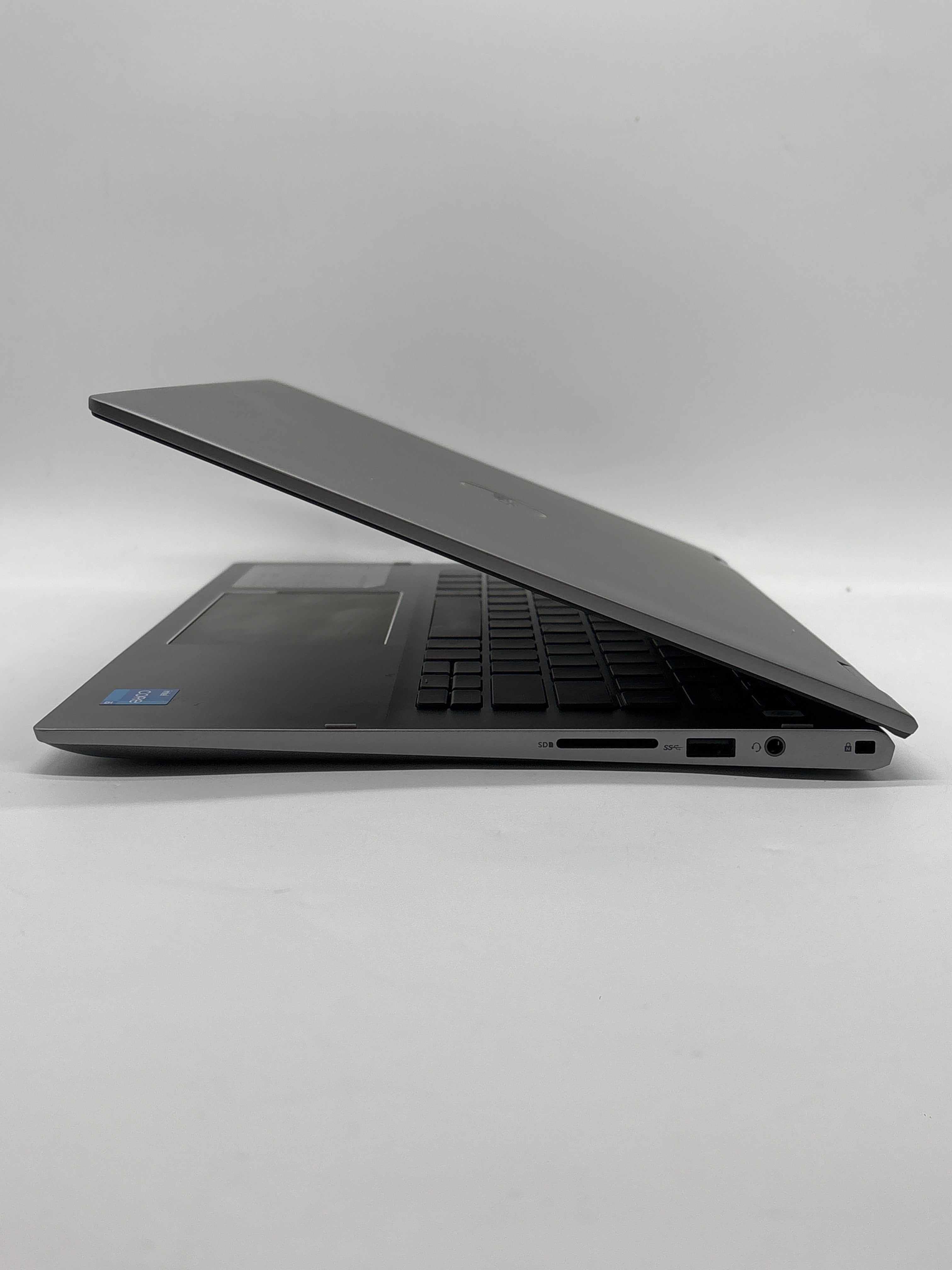 Dell Inspiron 14 5406 2 in 1 i5-1135G7 8GB RAM 512GB SSD - No Power