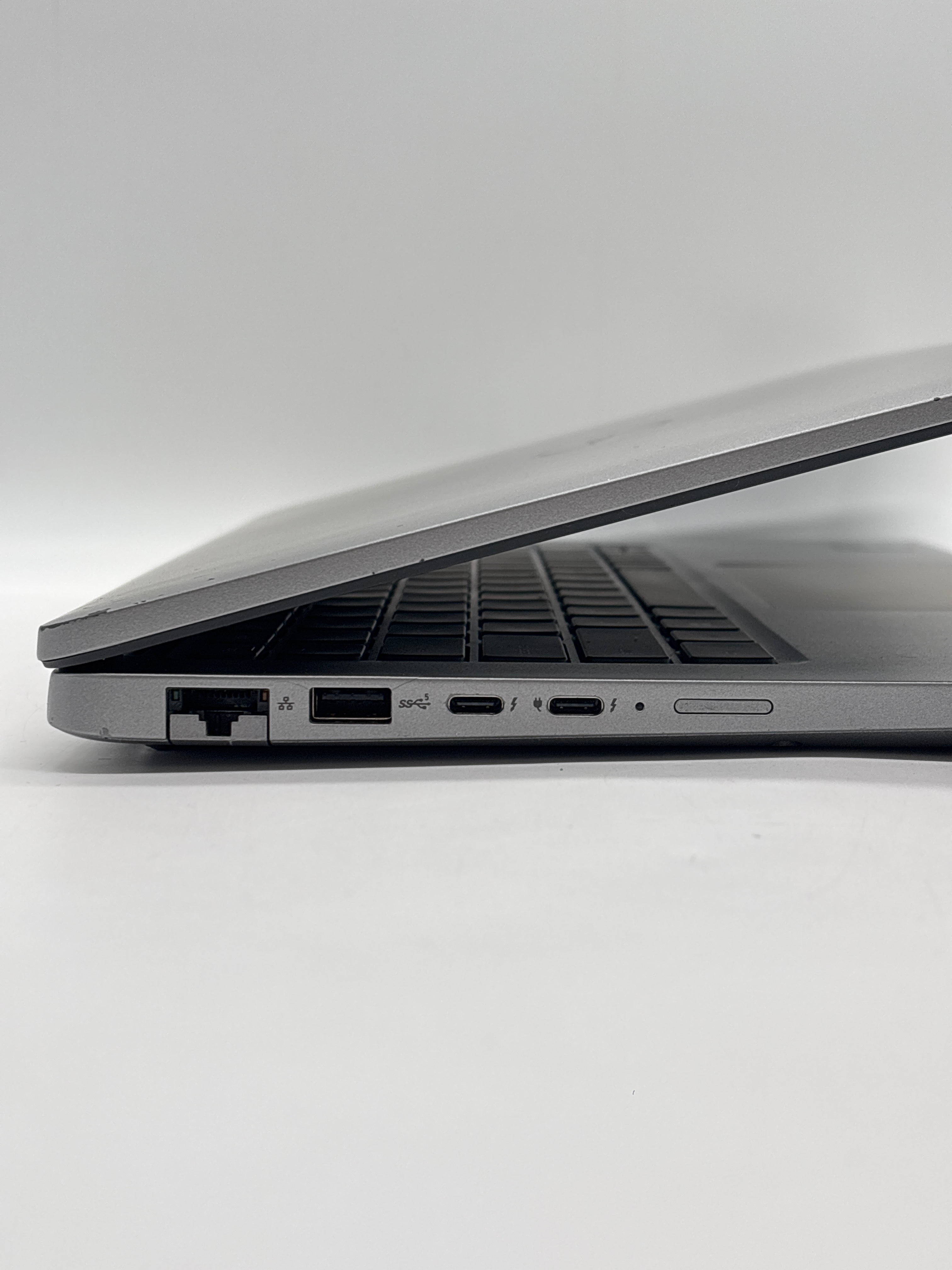 Dell Latitude 5440 i5-1335U 16GB RAM 256GB SSD
