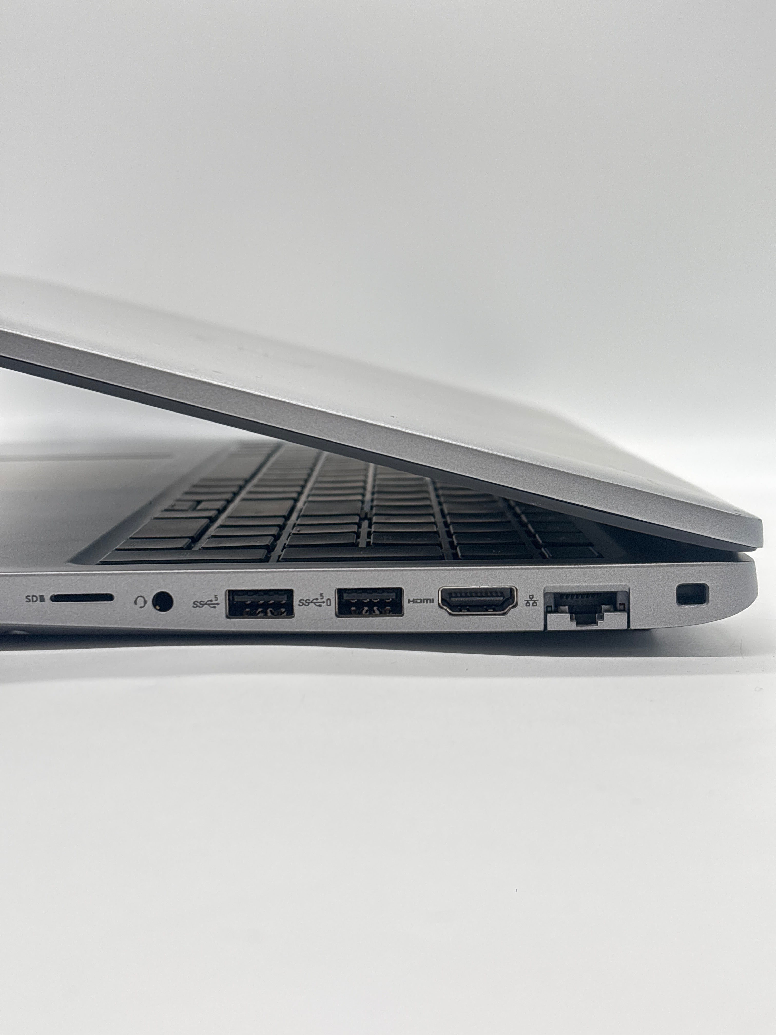 Dell Latitude 5540 i5-1345U 16GB RAM 512GB SSD Gray - Used