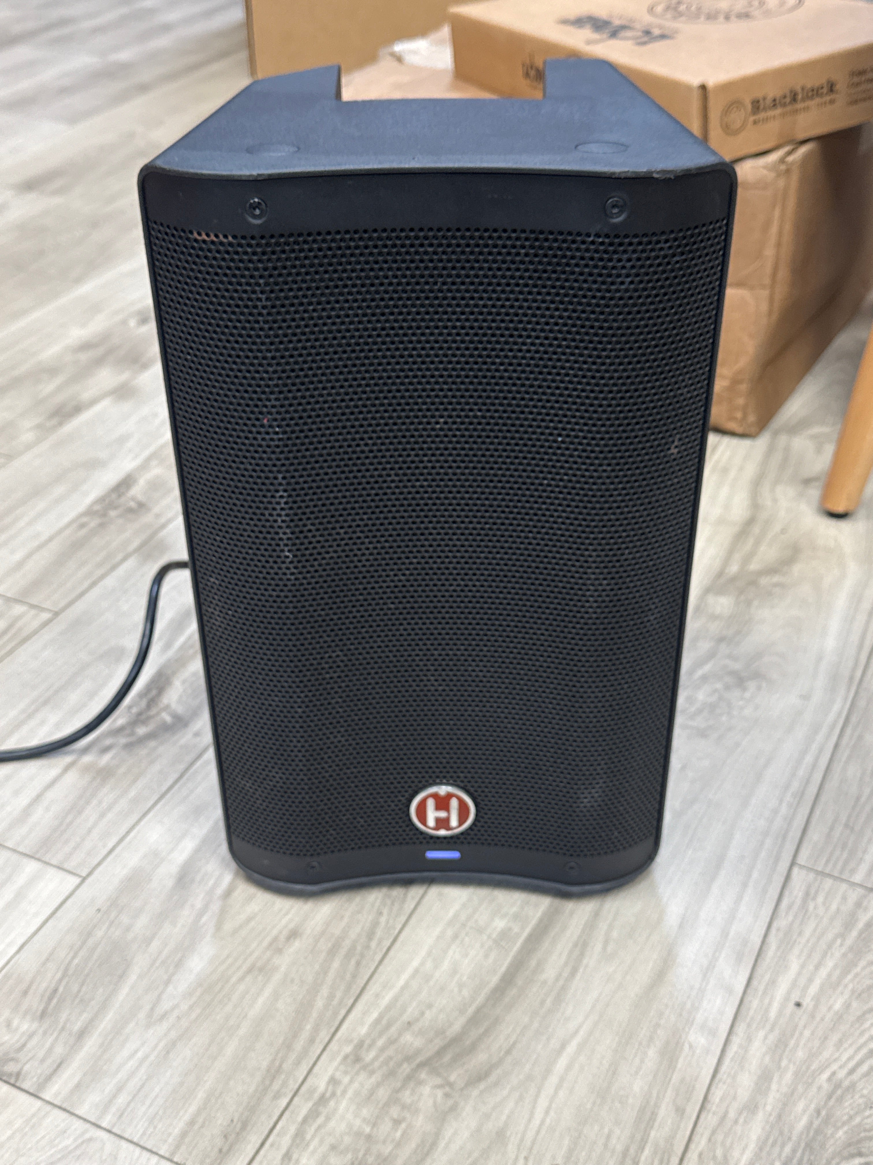 Harbinger Vari V2308 8" Powered Speaker Black - Used