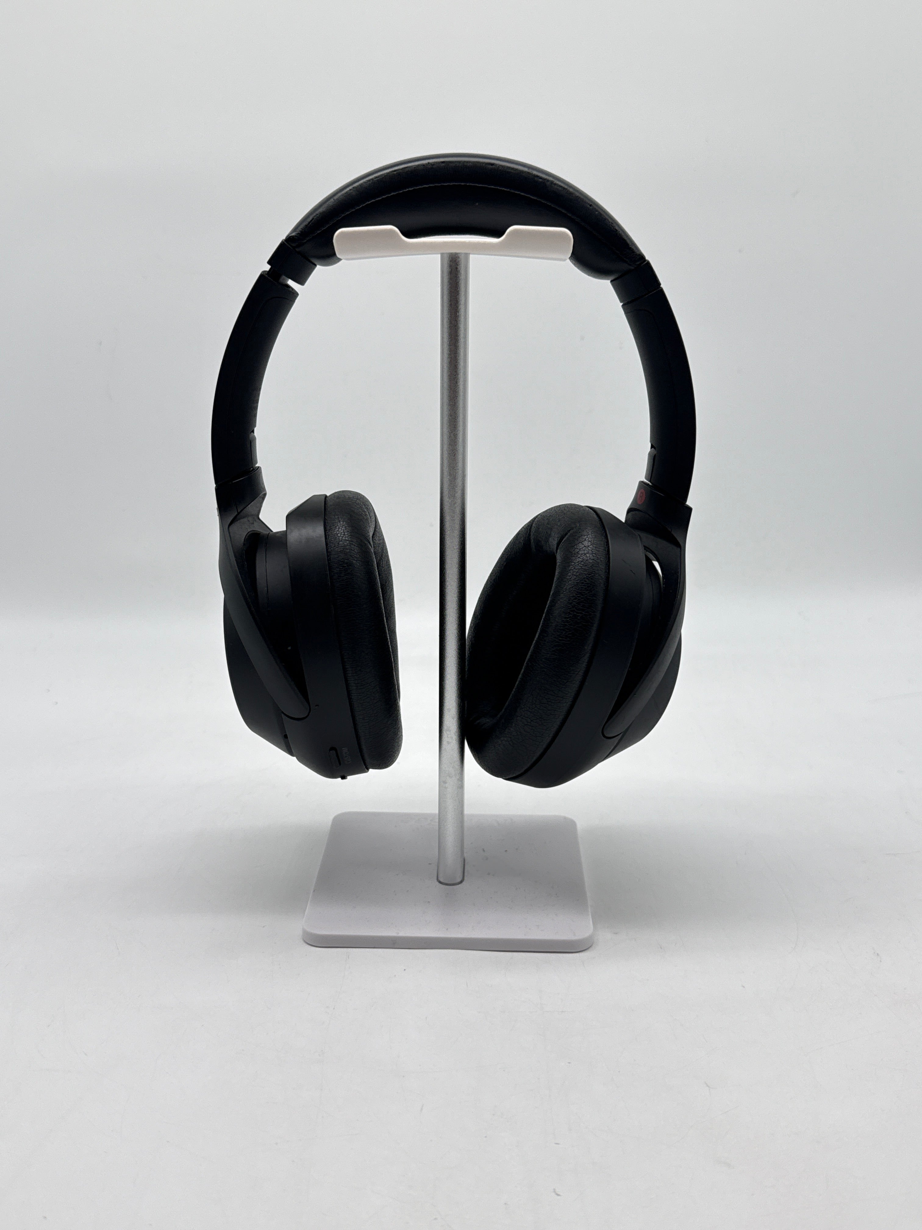 Sony WH-1000XM4 Wireless Noise-Cancelling Black Headphones - Used