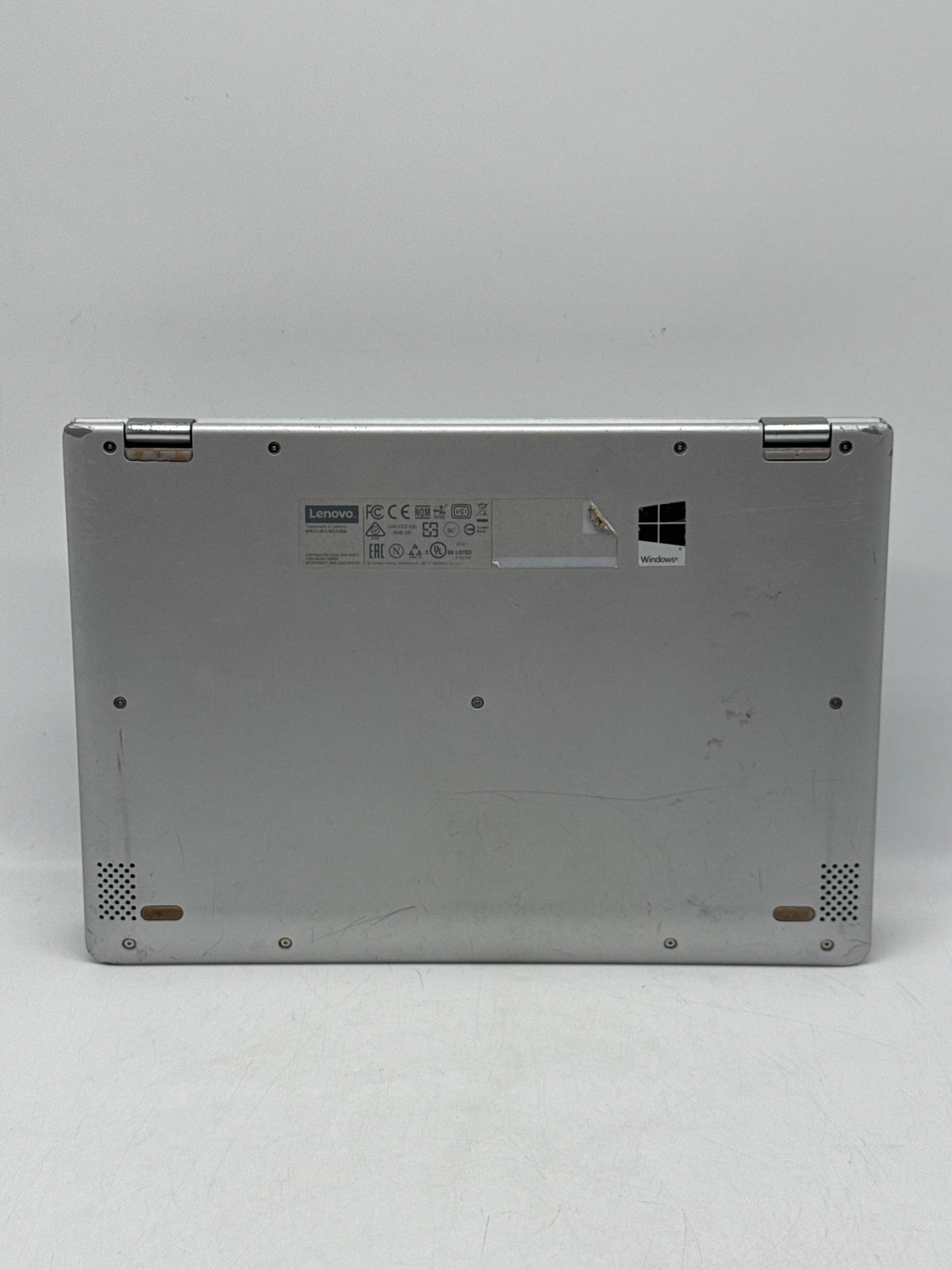 Lenovo Yoga 80V6 14" Intel i5-7Y54 8GB RAM 128GB SSD Silver - Used