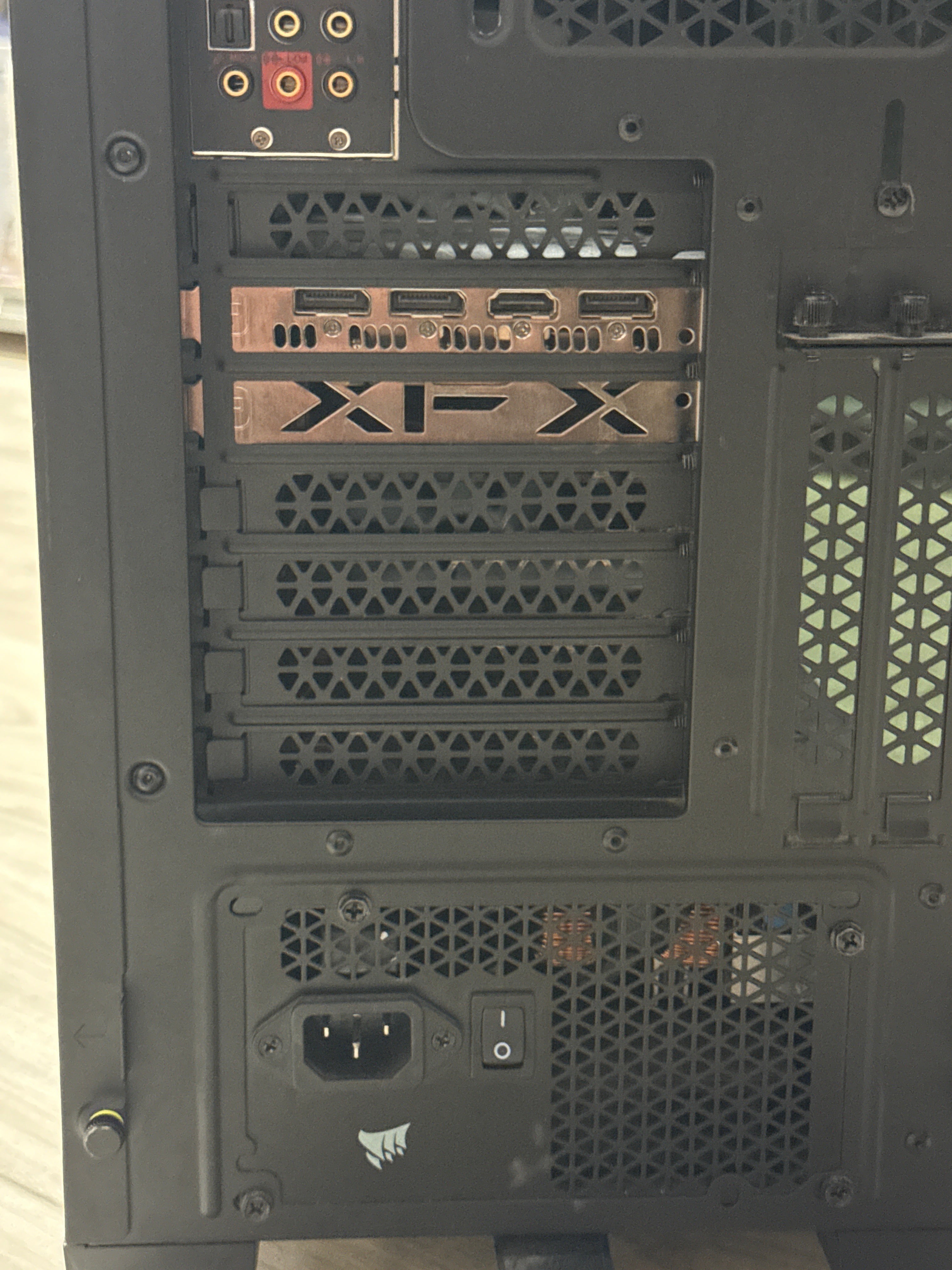 Custom PC Ryzen 9 5900X 32GB RAM 4TB HDD + 1TB SSD RX 6600XT - Used