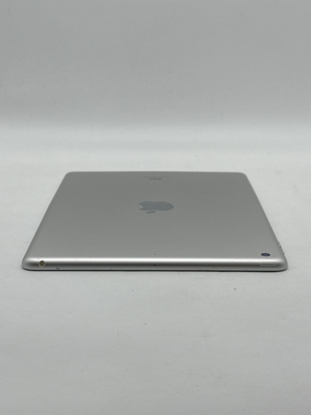 Apple iPad 9th Gen 64GB Silver Wi-Fi Tablet