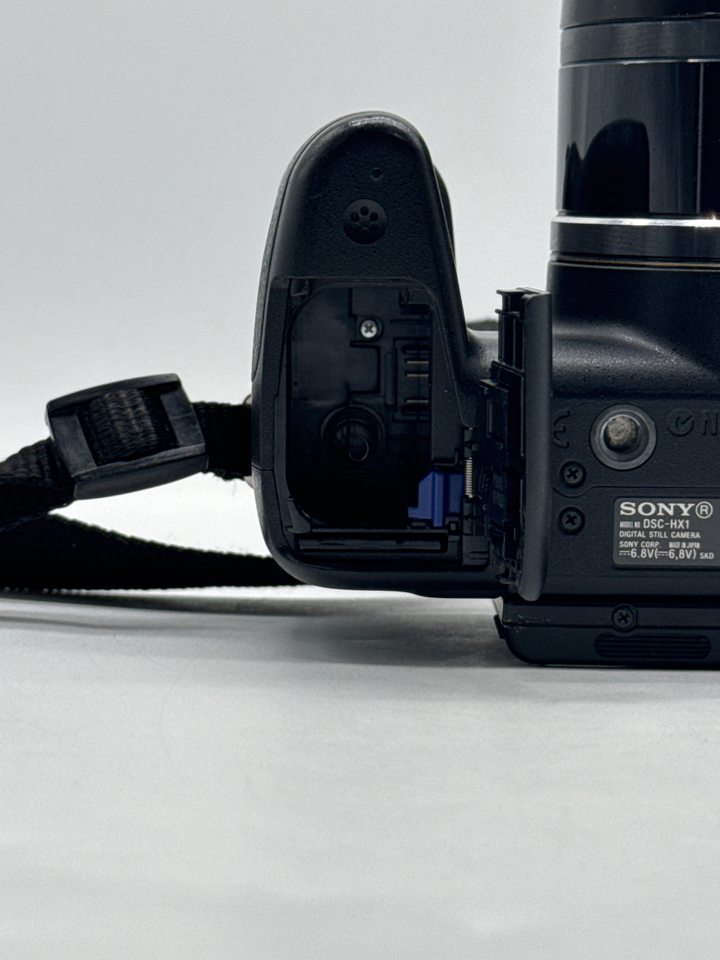 Sony Cyber-shot DSC-HX1 9.1MP Point & Shoot Camera Black - Used