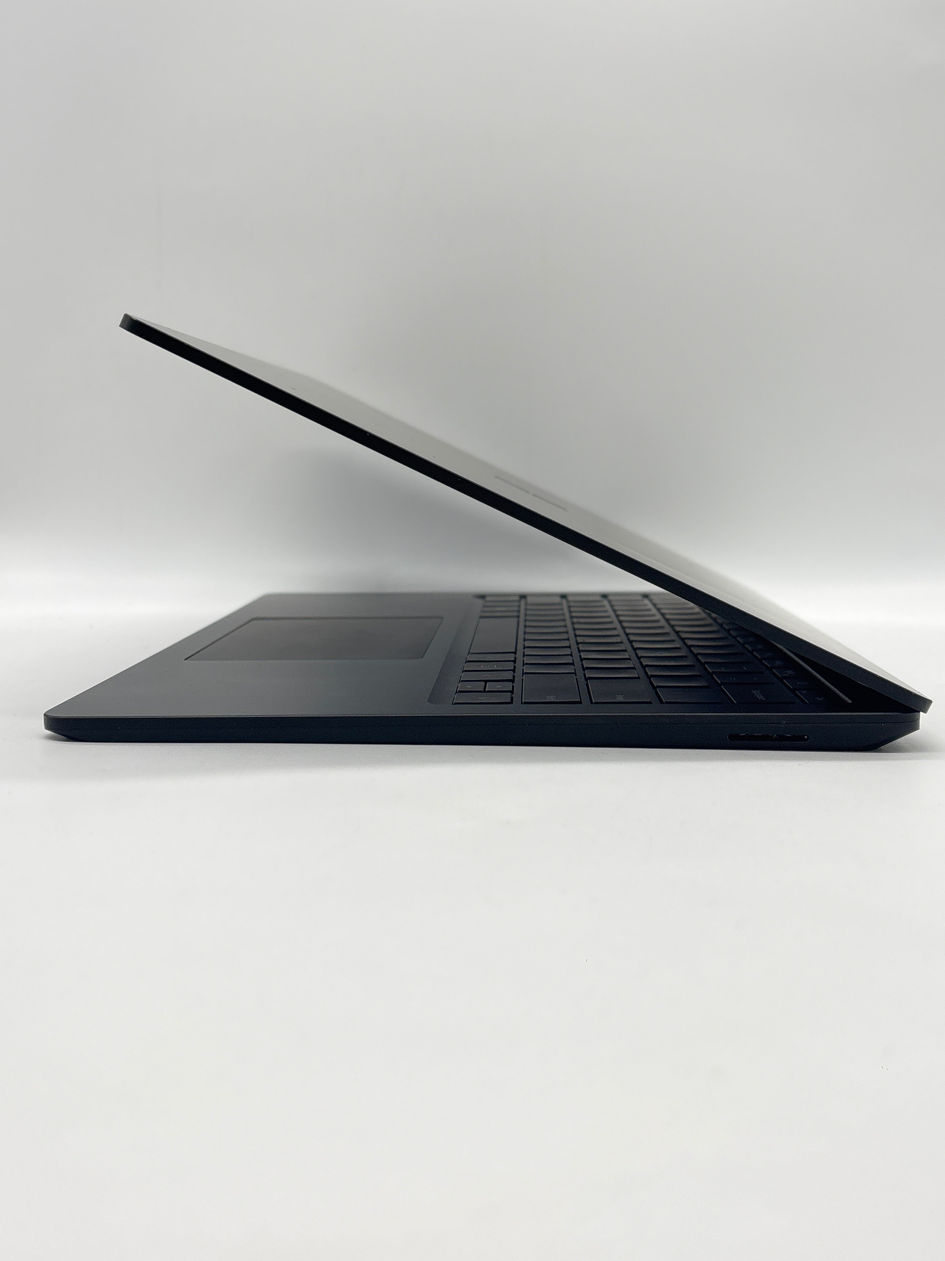 Microsoft Surface Laptop 4 i5-1135G7 8GB RAM 512GB SSD - For Parts (Cracked Screen)