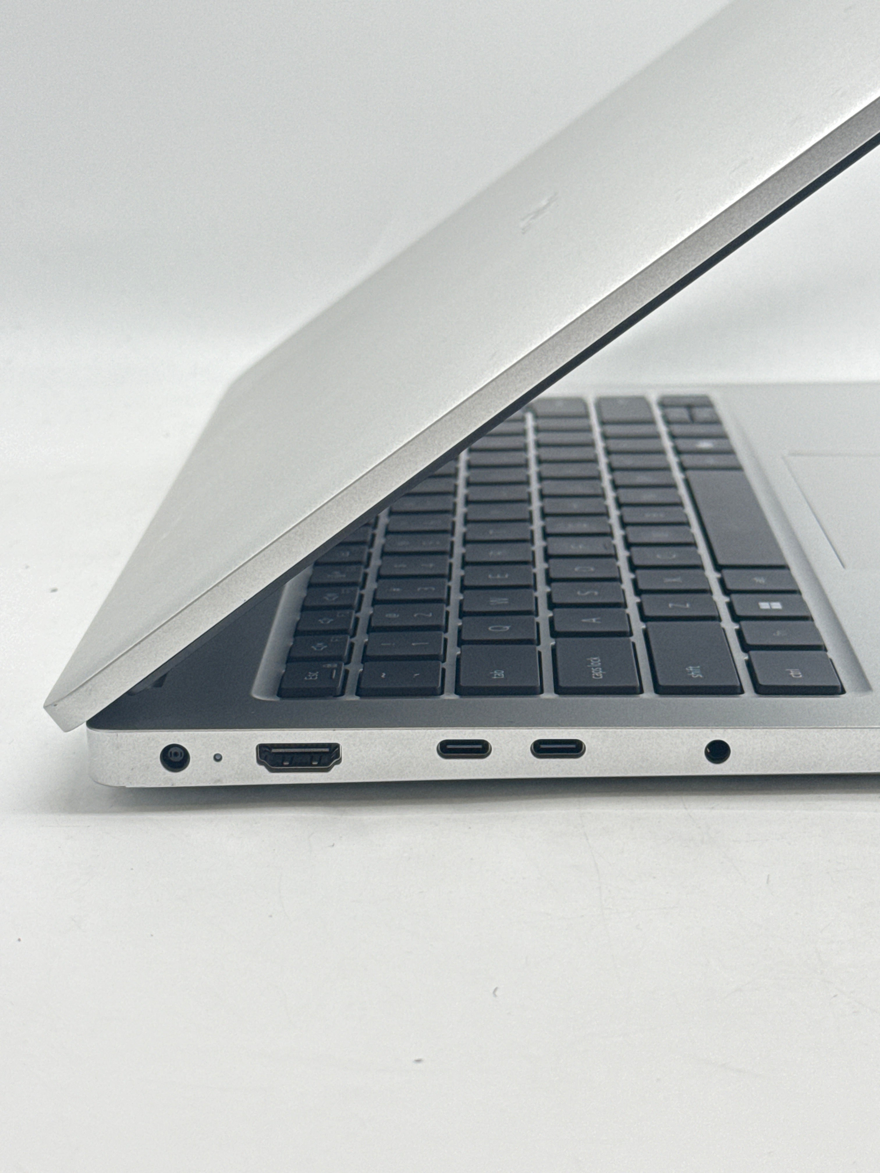 Dell Pro 14 Ultra 5 235U 32GB RAM 256GB SSD - Used