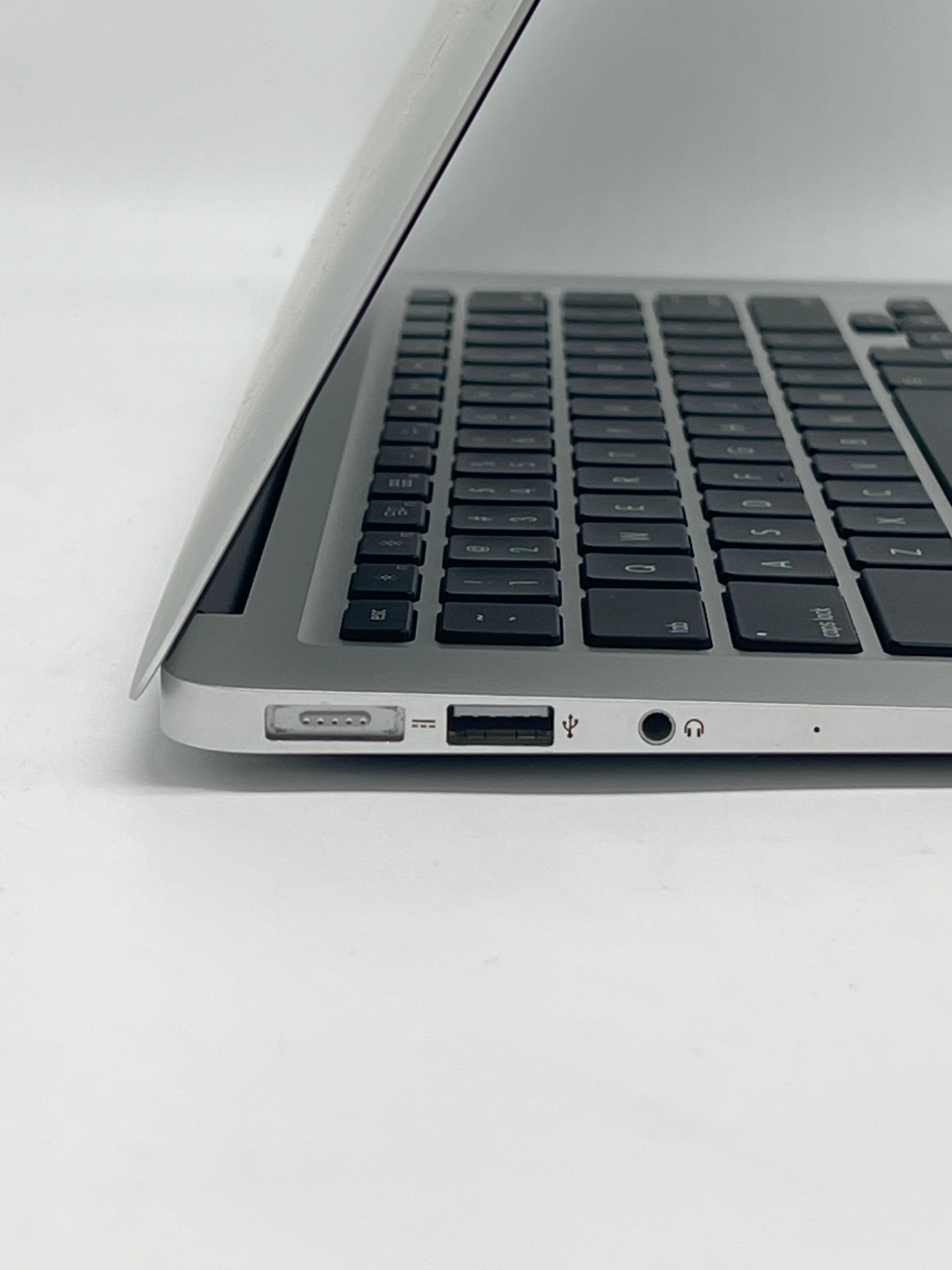 Apple MacBook Air 13" A1466 2012  i5 4GB RAM 128GB SSD - For Parts (NO OS)