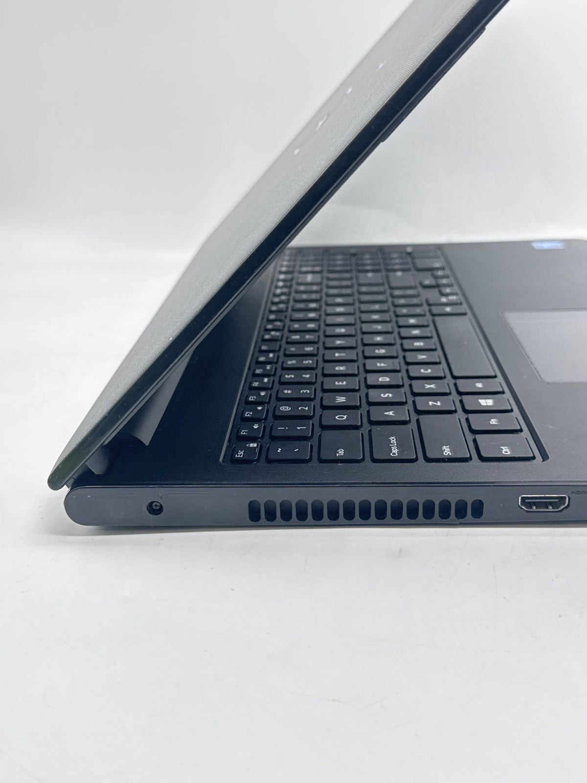 Dell Inspiron 15-3552 Celeron N3060 4GB RAM 500GB HDD 15.6" READ