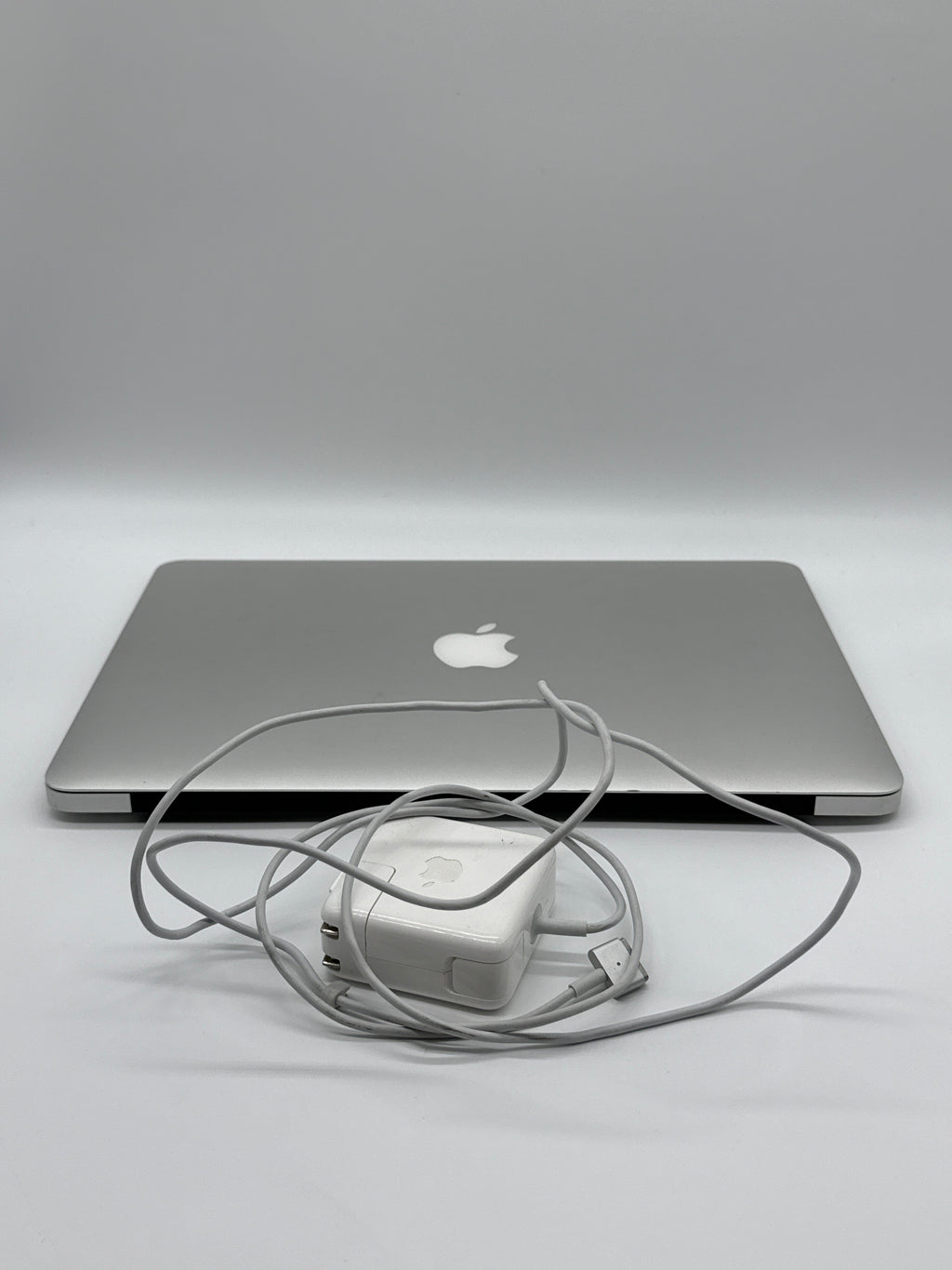 Apple MacBook Air 13" A1466 2017 Intel i5 8GB RAM 128GB SSD Silver